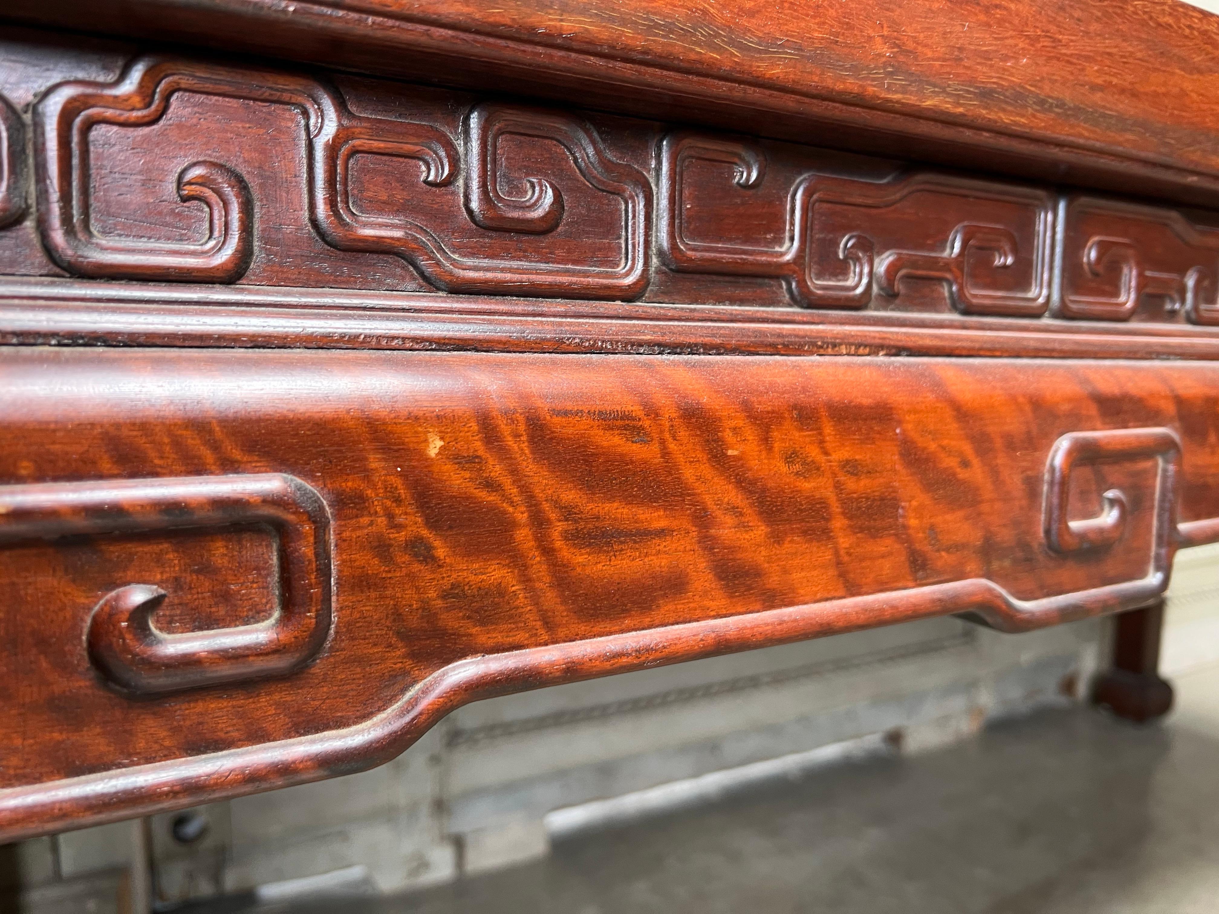 Mid-20th Century Large Chinese Rosewood Center Table For Sale 9