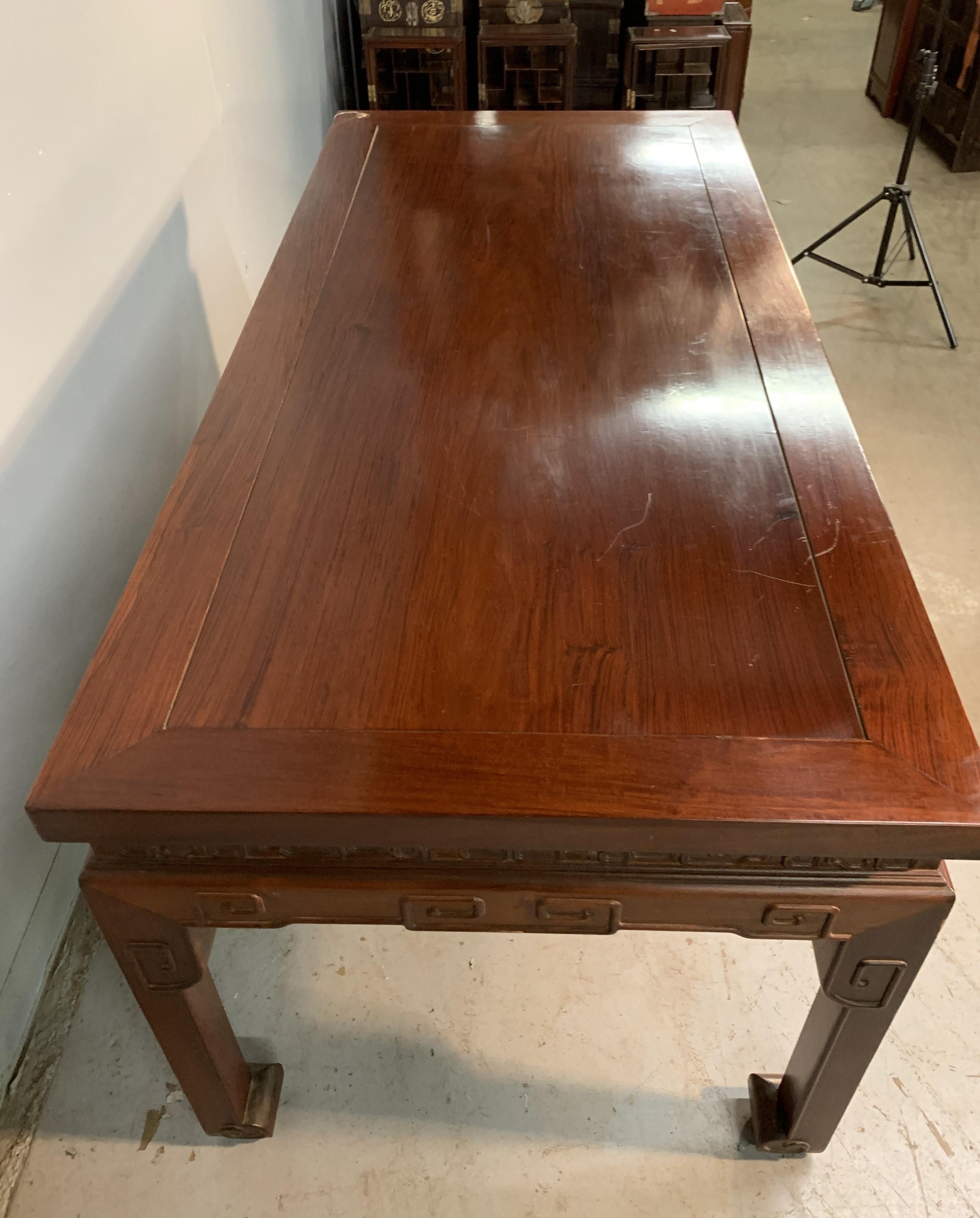 Mid-20th Century Large Chinese Rosewood Center Table For Sale 1