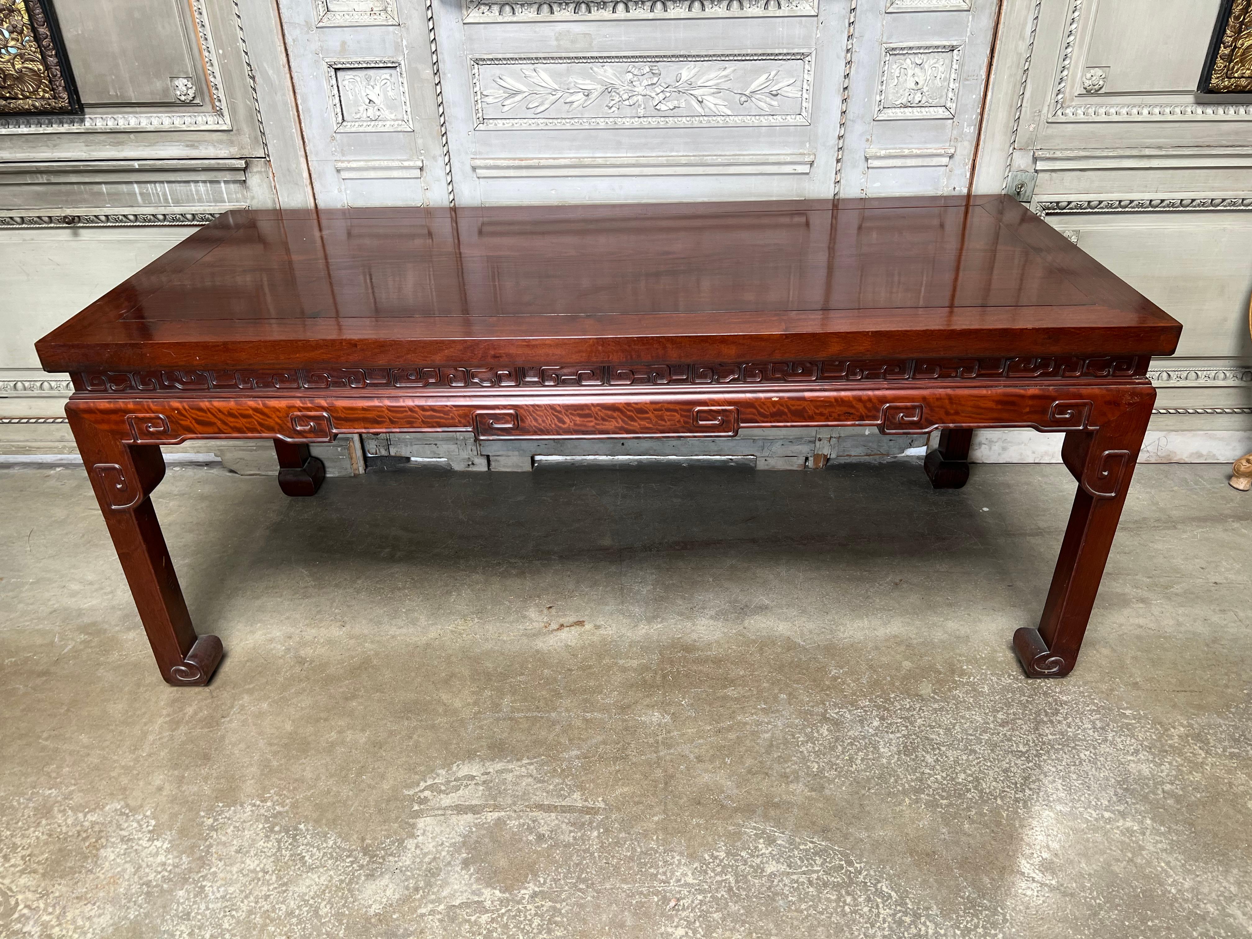 Mid-20th Century Large Chinese Rosewood Center Table For Sale 3