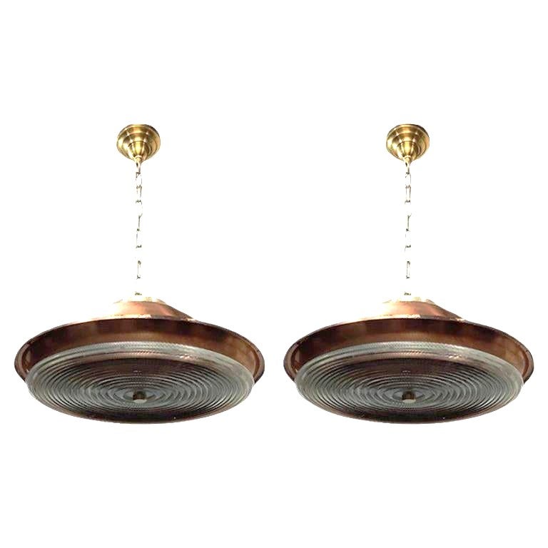 Lámpara colgante grande de cobre y cristal de plomo holófano de mediados del siglo XX en venta
