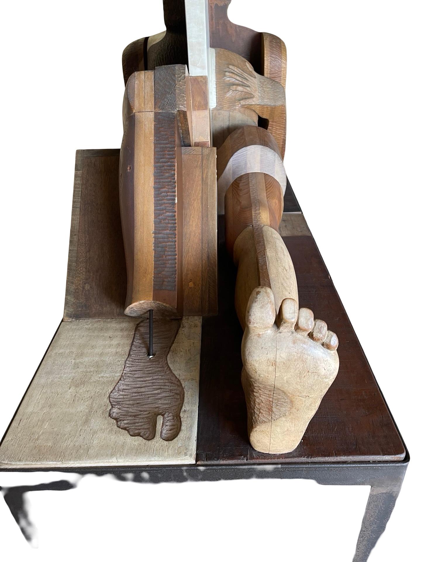 Intagliato a mano Scultura a figura grande della metà del XX secolo di Robert Cremean, 1960 in vendita