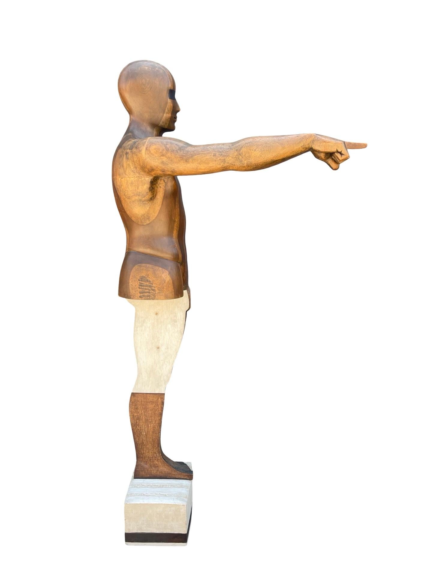 Americano Grande scultura figurativa da terra di Robert Cremean della metà del XX secolo in vendita
