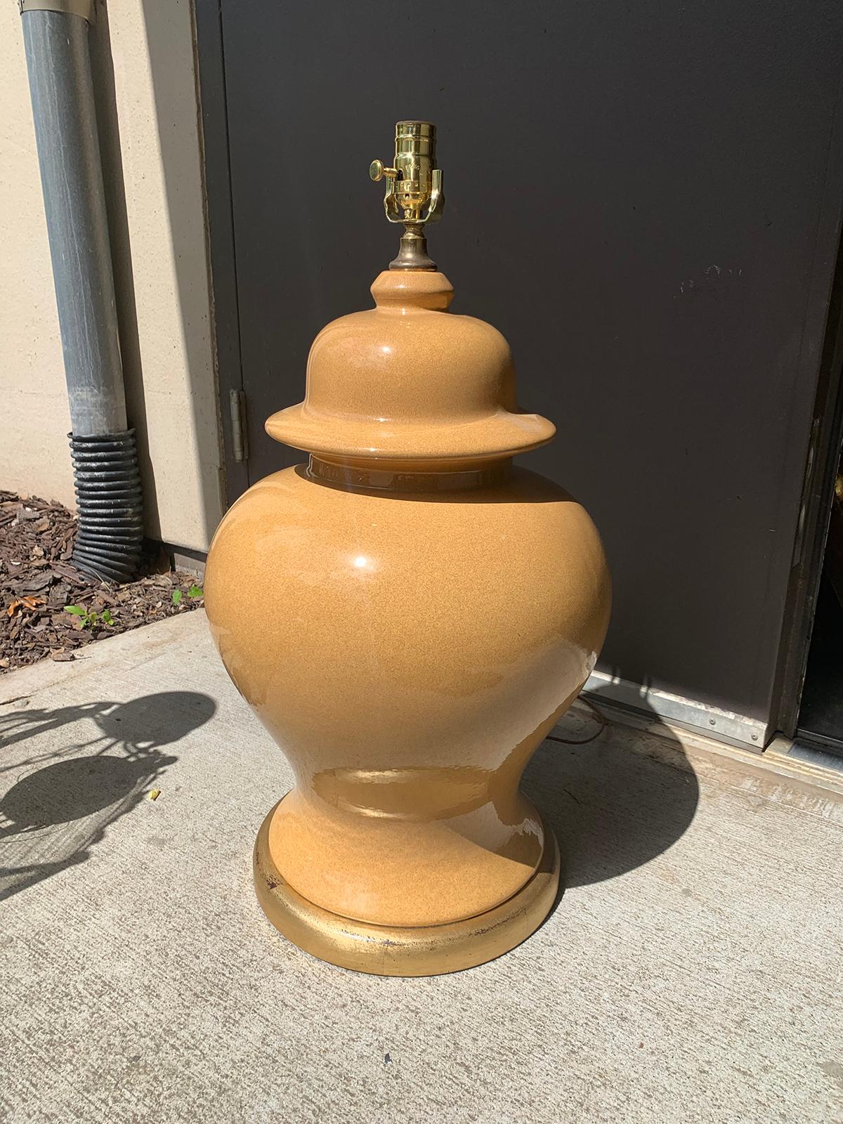Mid-20th Century Large Ginger Jar as Lamp, Custom Giltwood Base For Sale 4