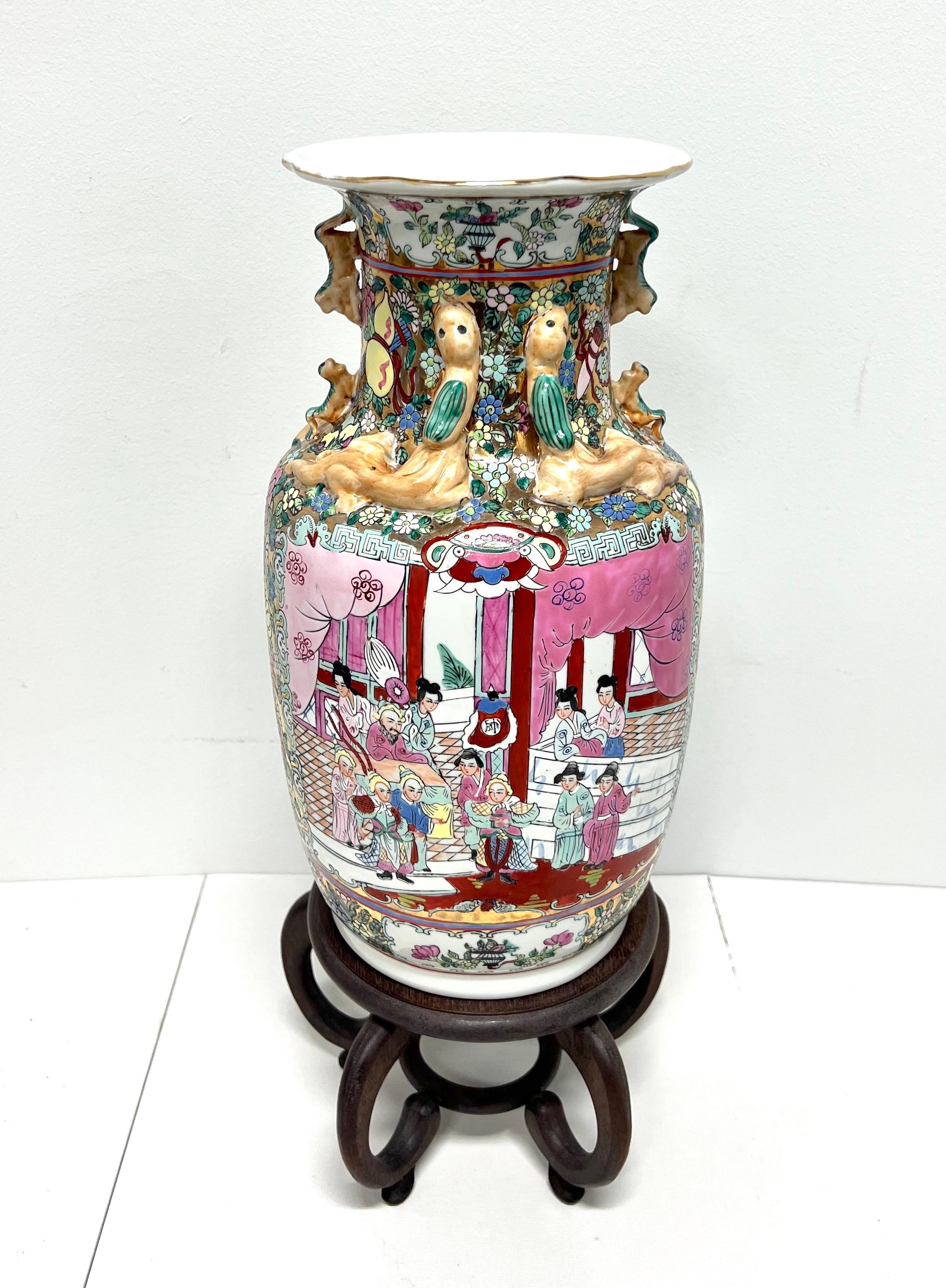 Asian Mid 20th Century Large Hong Kong Chinese Porcelain Hand Painted Vase on Stand For Sale