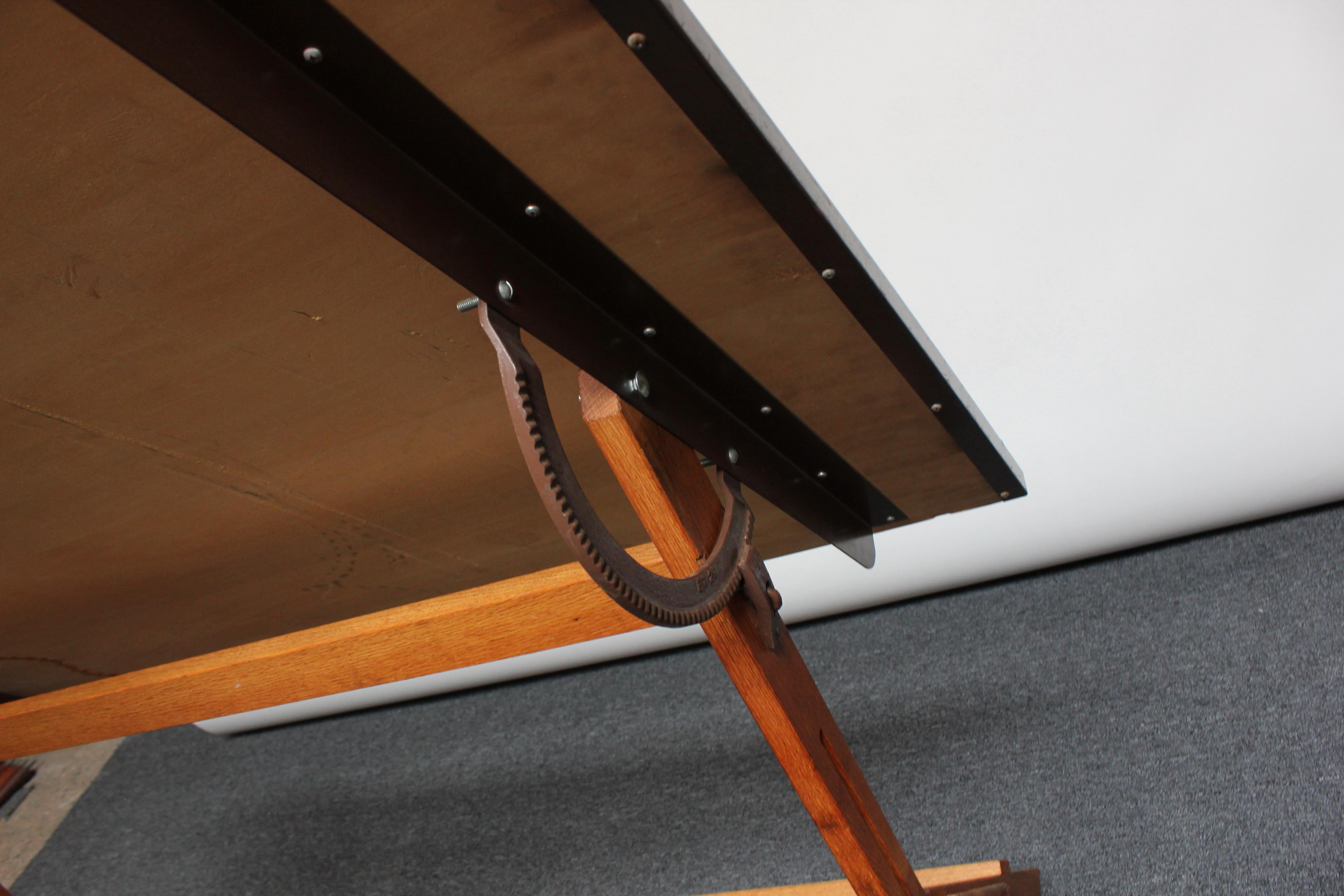 Mid-20th Century Large Maple and Oak Drafting Table For Sale 3
