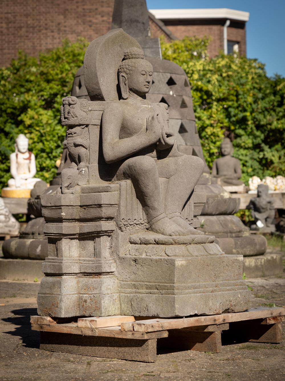 Große alte Buddha-Statue aus Lavastein aus der Mitte des 20. Jahrhunderts –  OriginalBuddha im Angebot 14