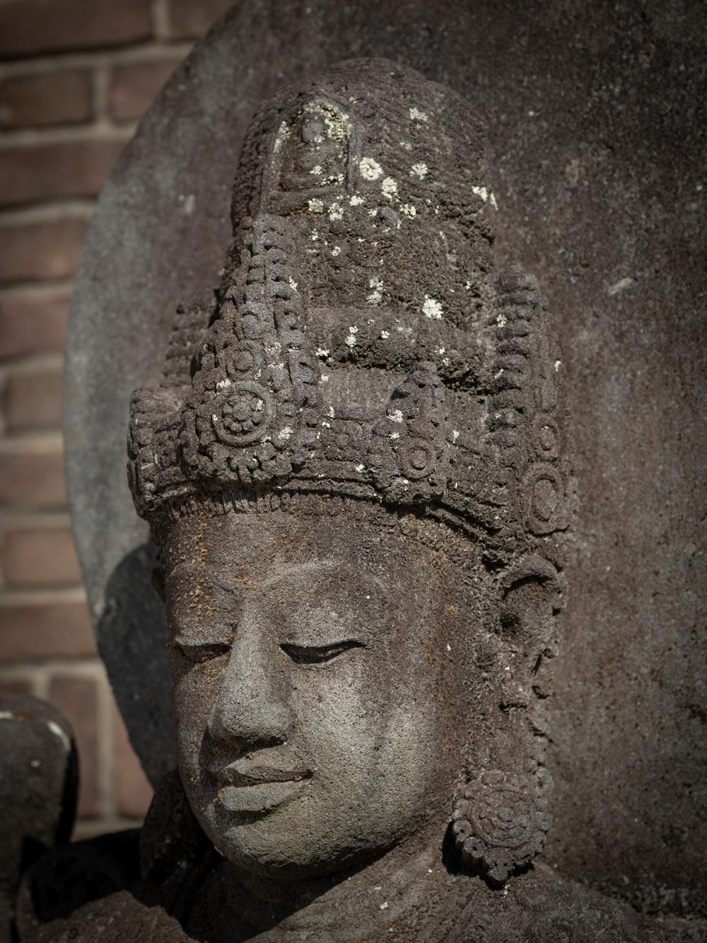 Mid 20th century large old lavastone figure of Bodhisattva Avalokiteshvara For Sale 2