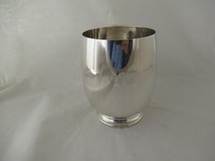 Mid 20th Century LARGE SOLID SILVER TANKARD - Hallmarked:- BIRMINGHAM 1951