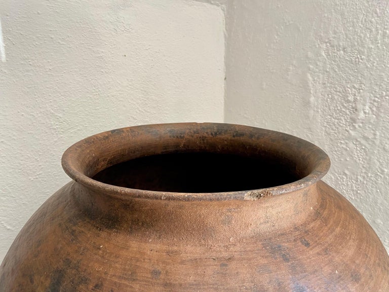 Ceramic Mid 20th Century Large Water Pot from Mexico For Sale