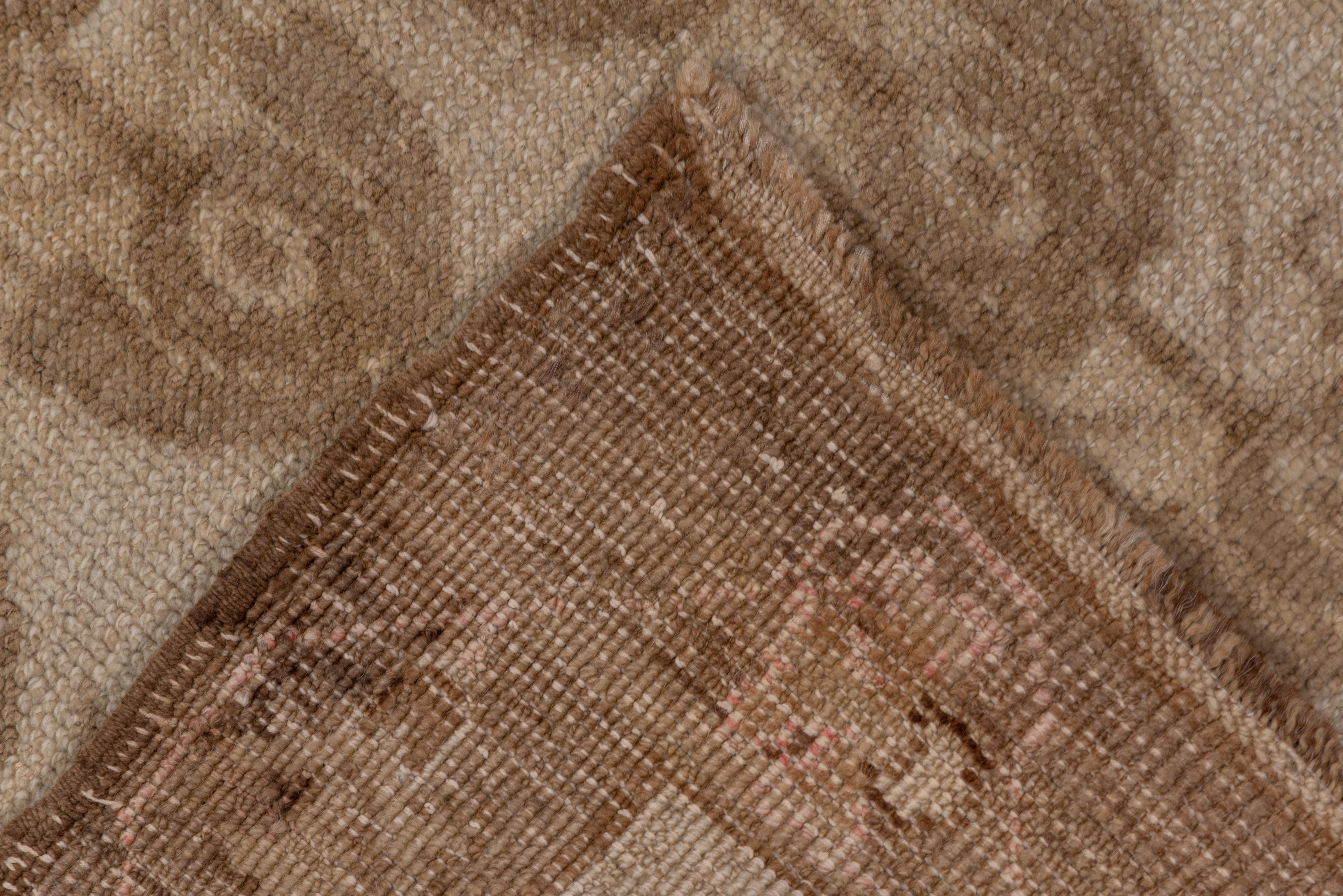 Mid-20th Century Light Brown Oushak Gallery Rug with All-Over Field For Sale 1