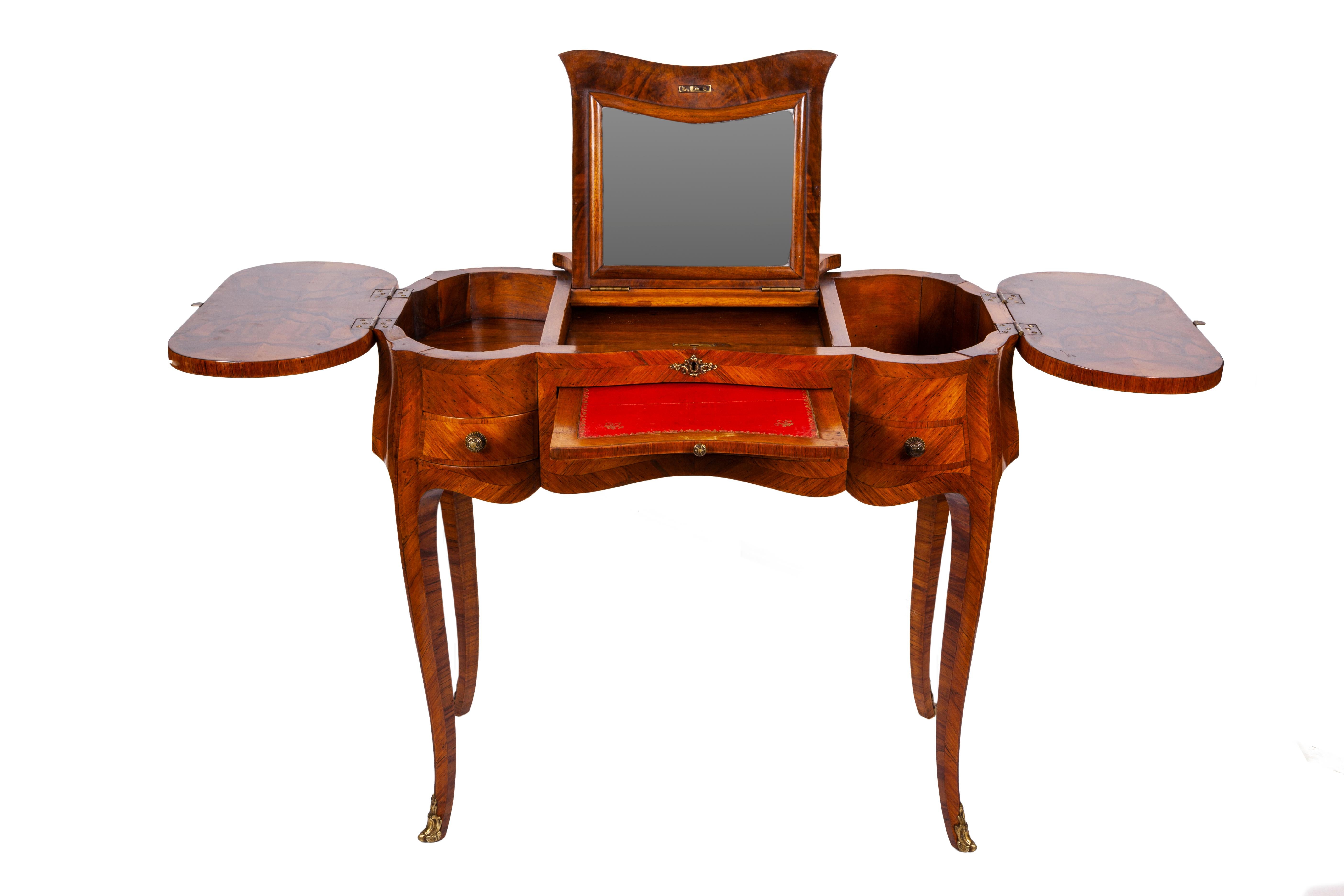 Mid-20th Century Louis XV Rosewood French Bonheur Du Jour or Dressing Table In Good Condition For Sale In Tricase, Italia