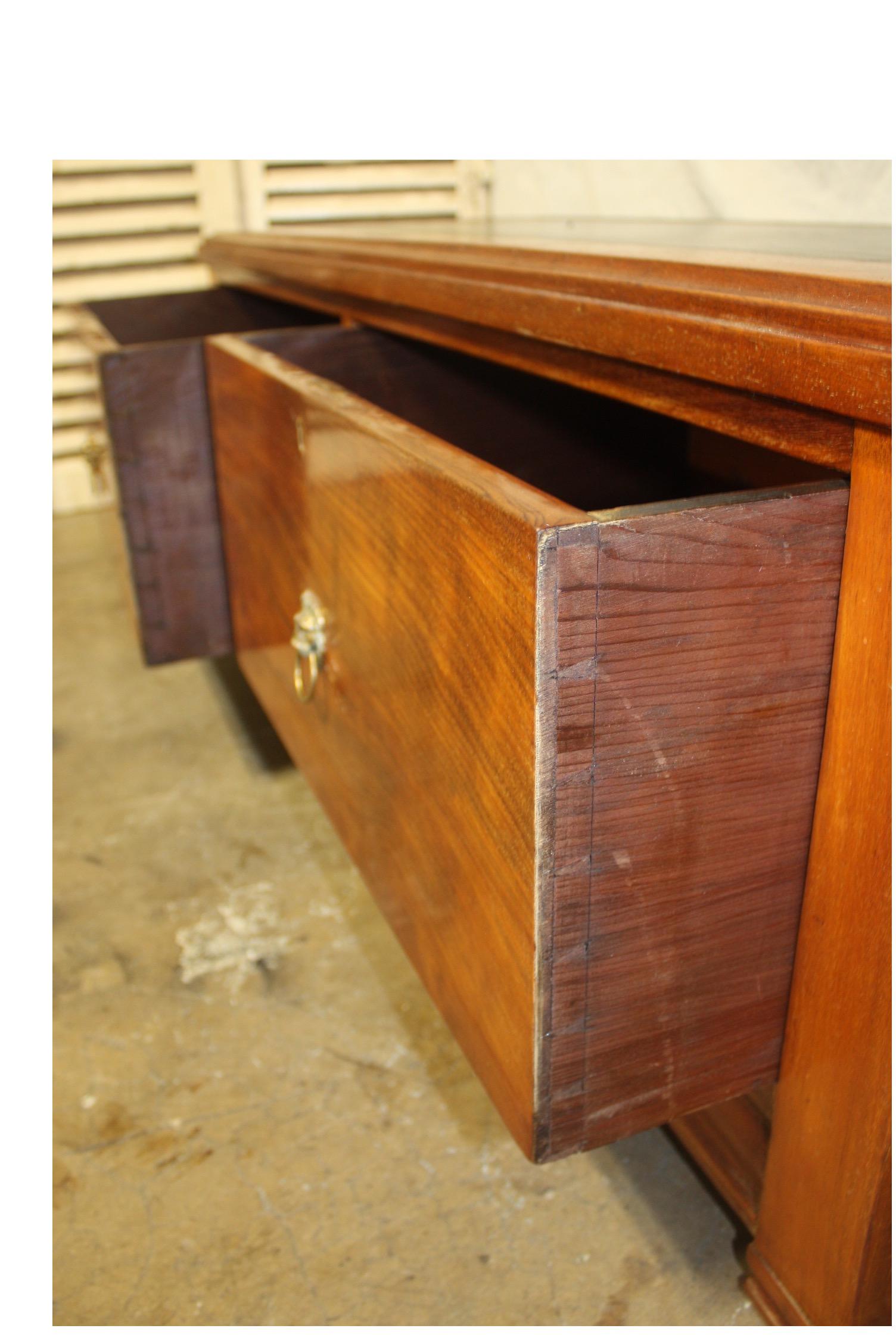 Mid-20th Century Low Table Cabinet For Sale 5