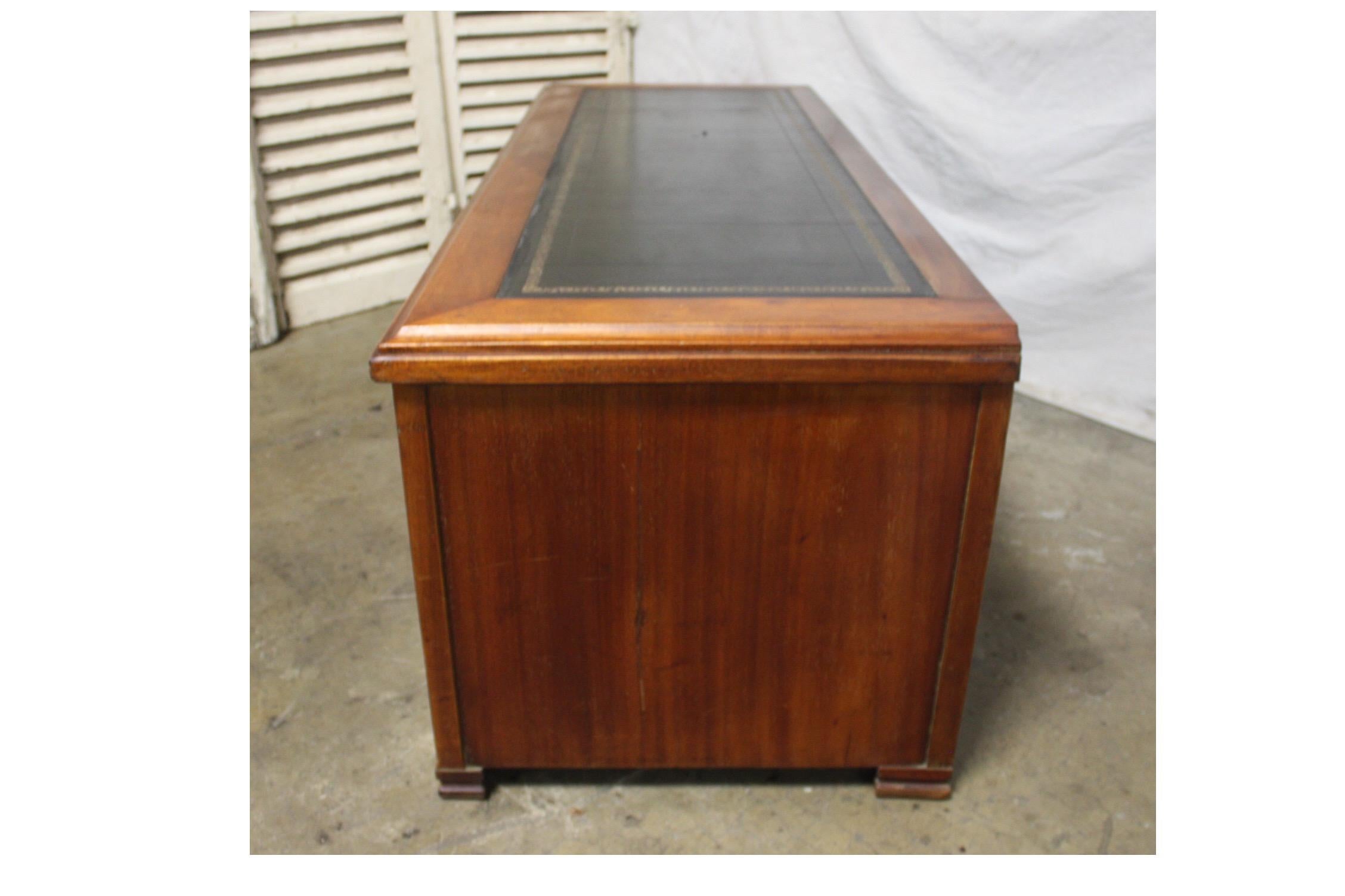 Mid-20th Century Low Table Cabinet In Good Condition For Sale In Stockbridge, GA
