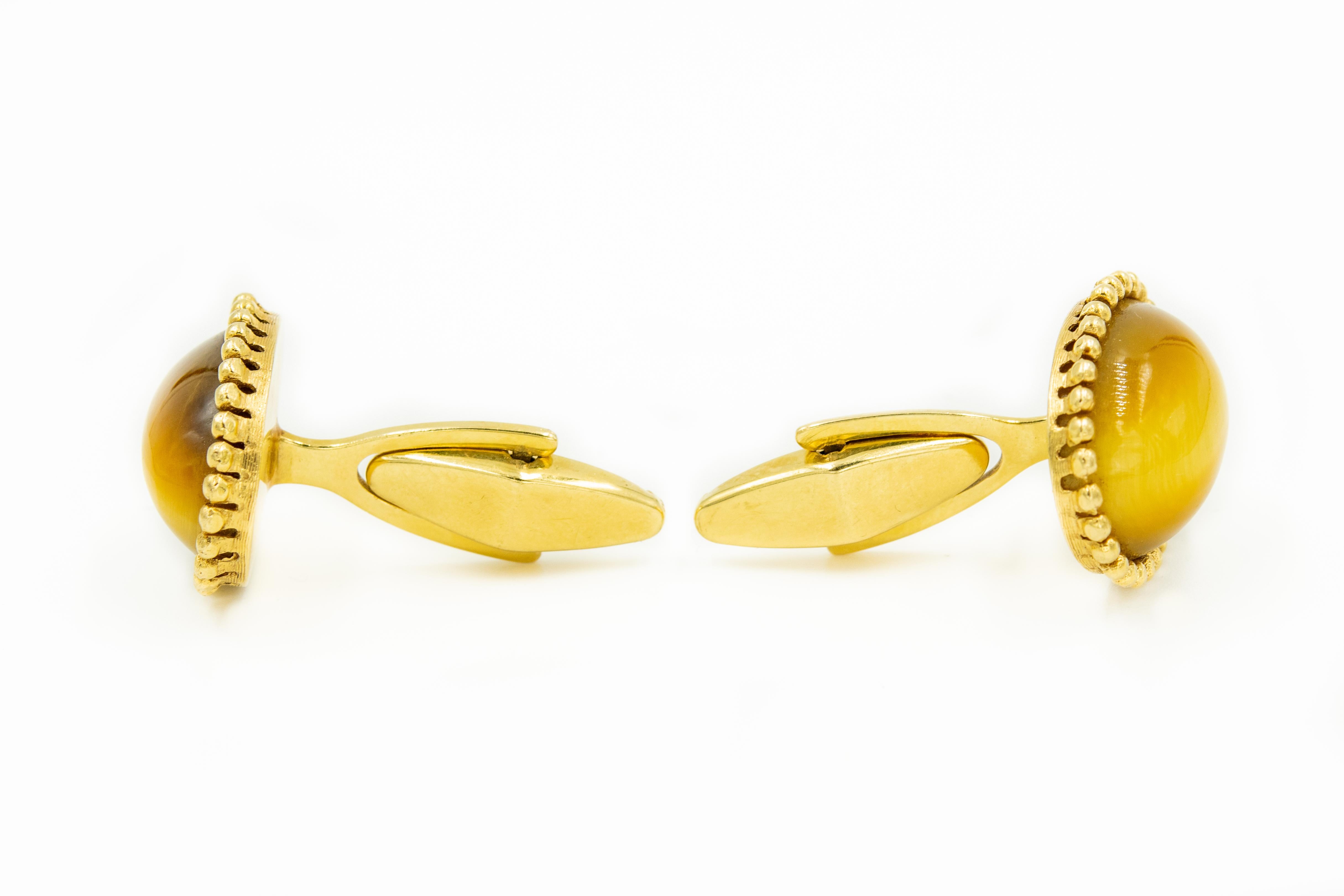 Mid-20th Century Lucien Piccard Tiger's Eye Yellow Gold Beaded Cufflinks In Good Condition For Sale In Miami Beach, FL