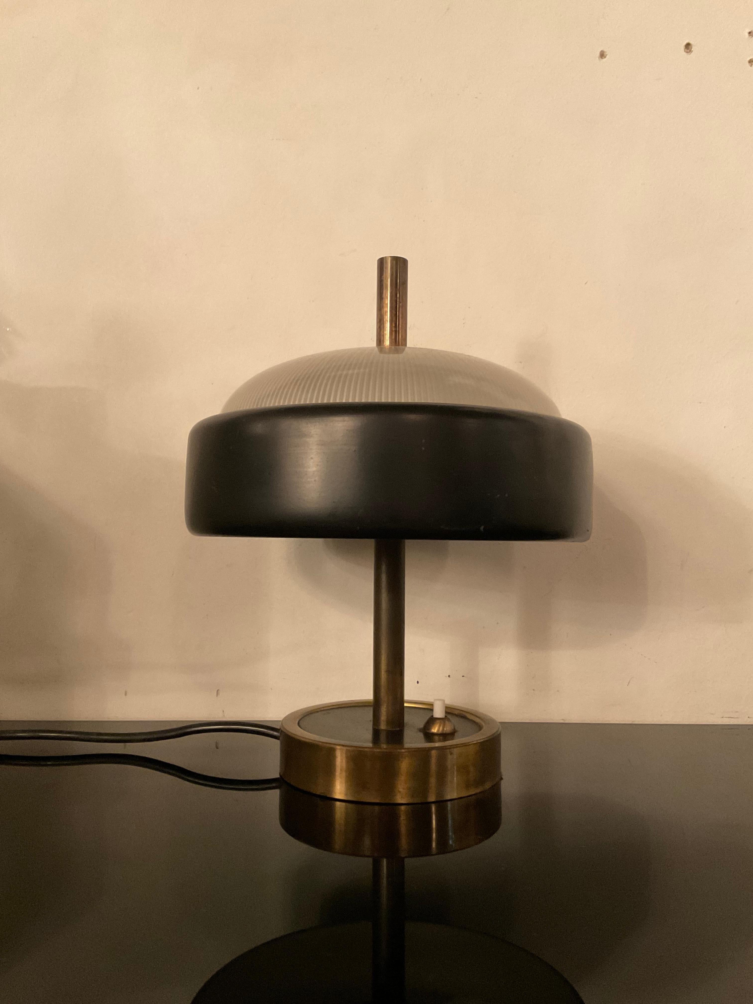 Mid-20th Century- Lumi - Oscar Torlasco, Table Lamp In Excellent Condition For Sale In Milano, IT