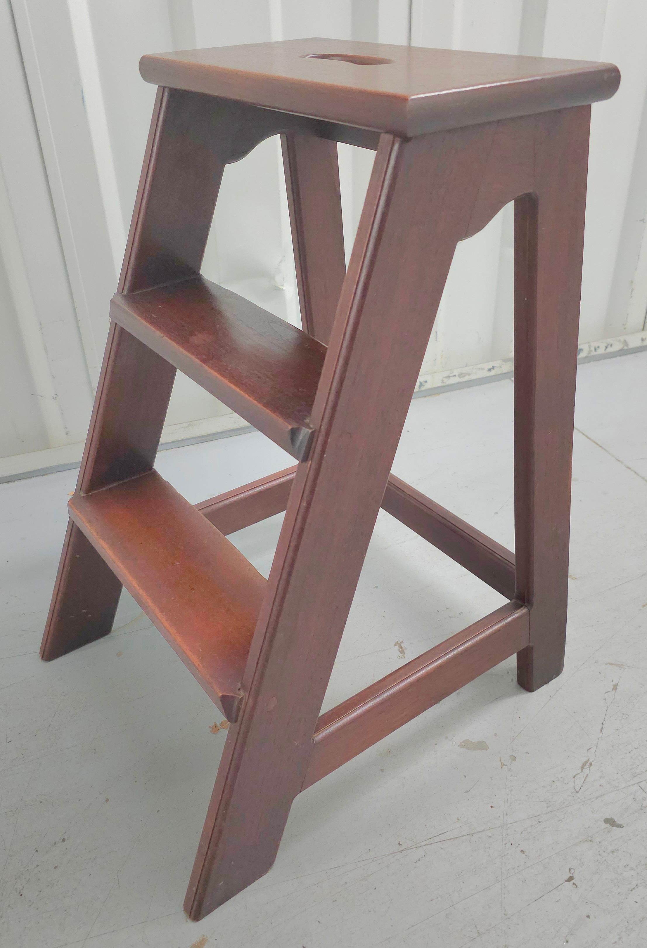 Mid 20th Century Magogany Library Step Ladder In Good Condition In Germantown, MD