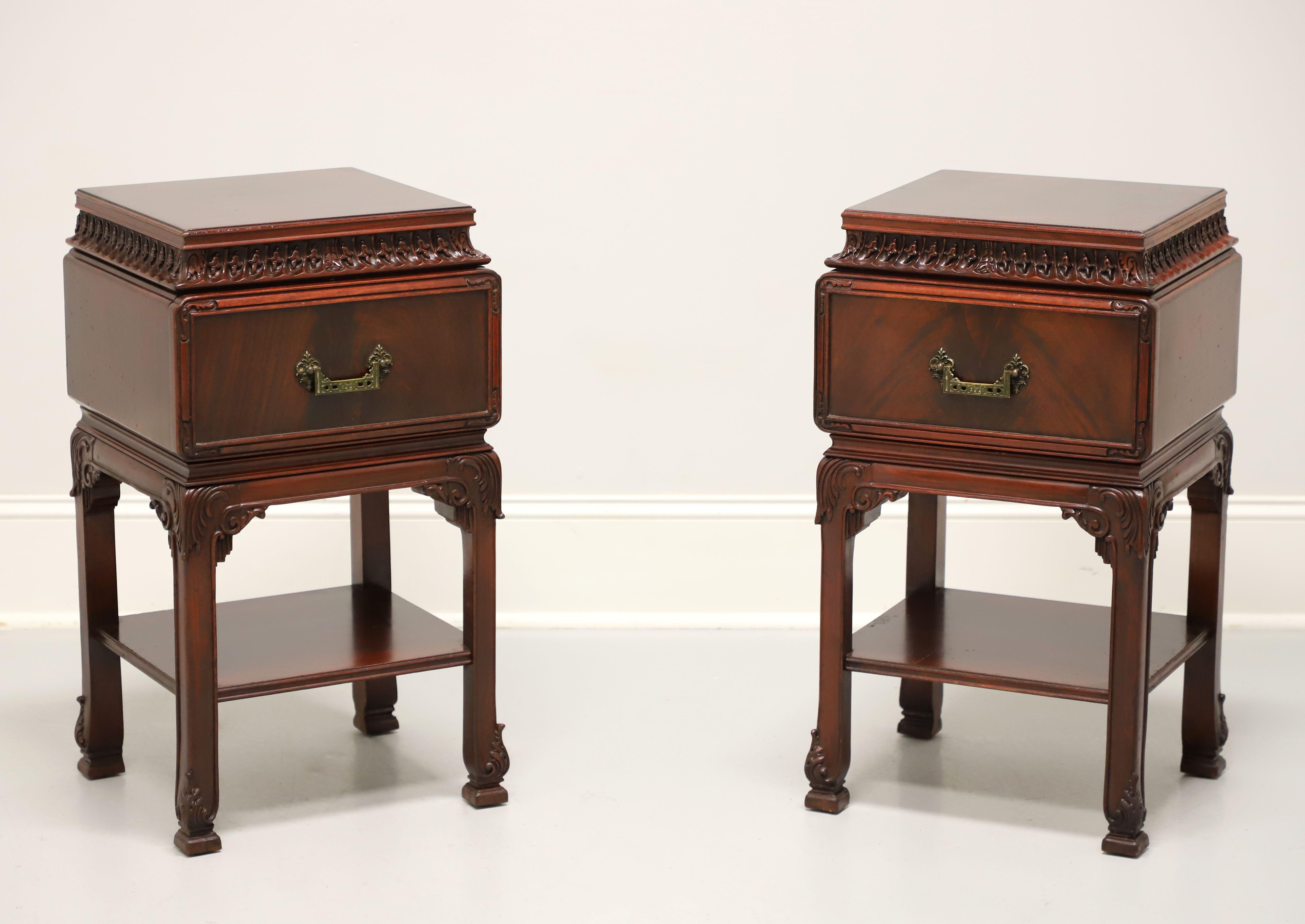 Mid 20th Century Mahogany Asian Influenced Nightstands - Pair For Sale 5