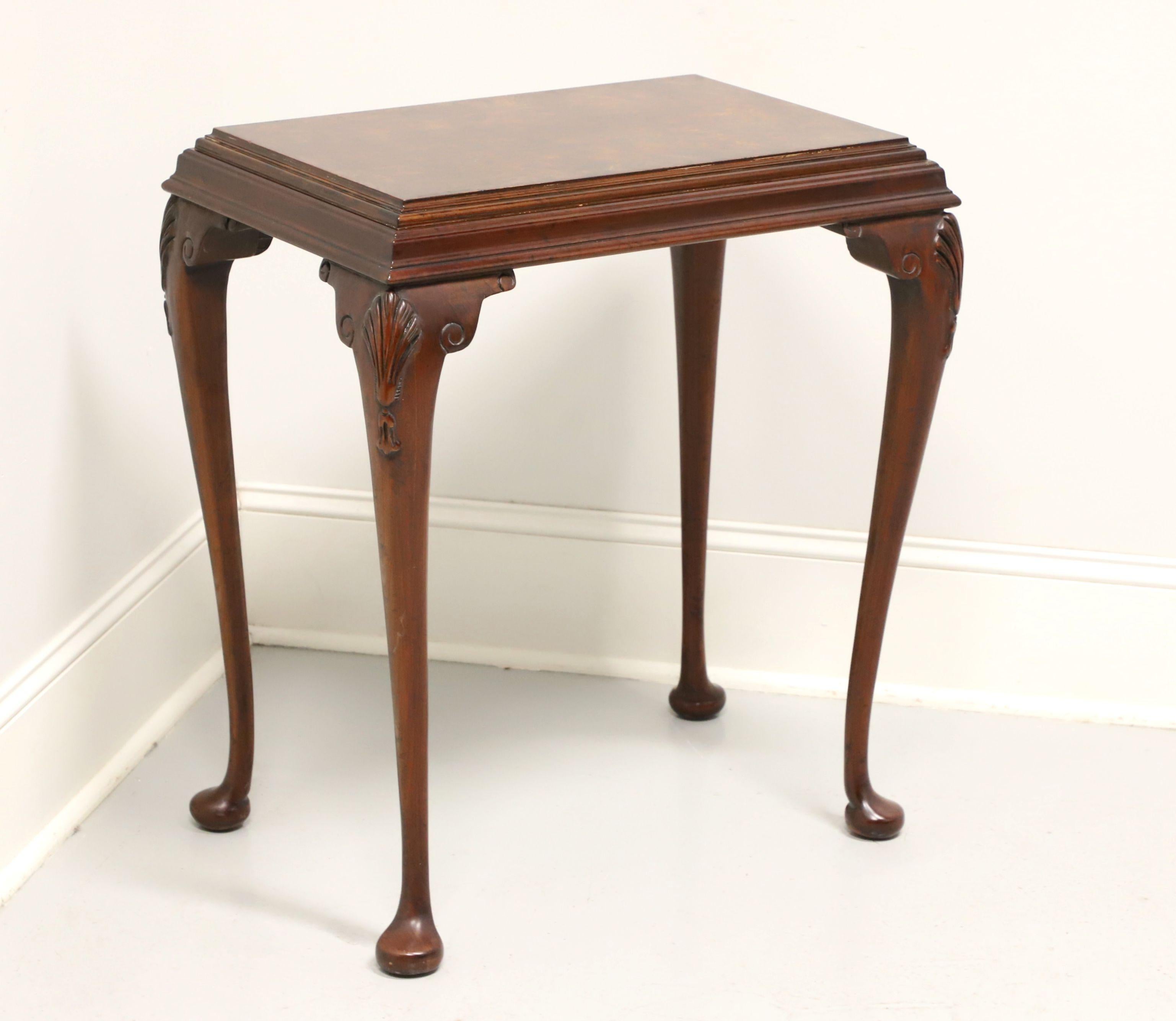 Mid 20th Century Mahogany Burlwood Top Queen Anne End Side Table For Sale 3