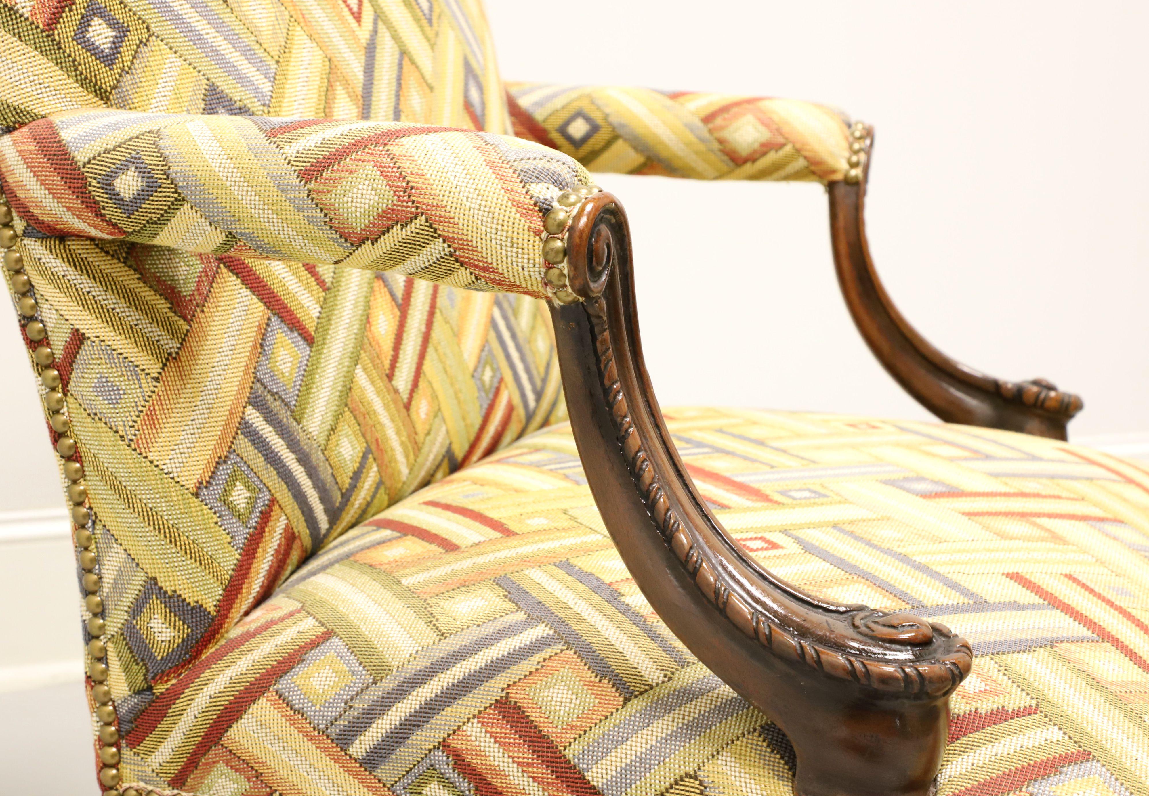 Chippendale-Sessel aus Mahagoni von Martha Washington aus der Mitte des 20. Jahrhunderts im Angebot 1