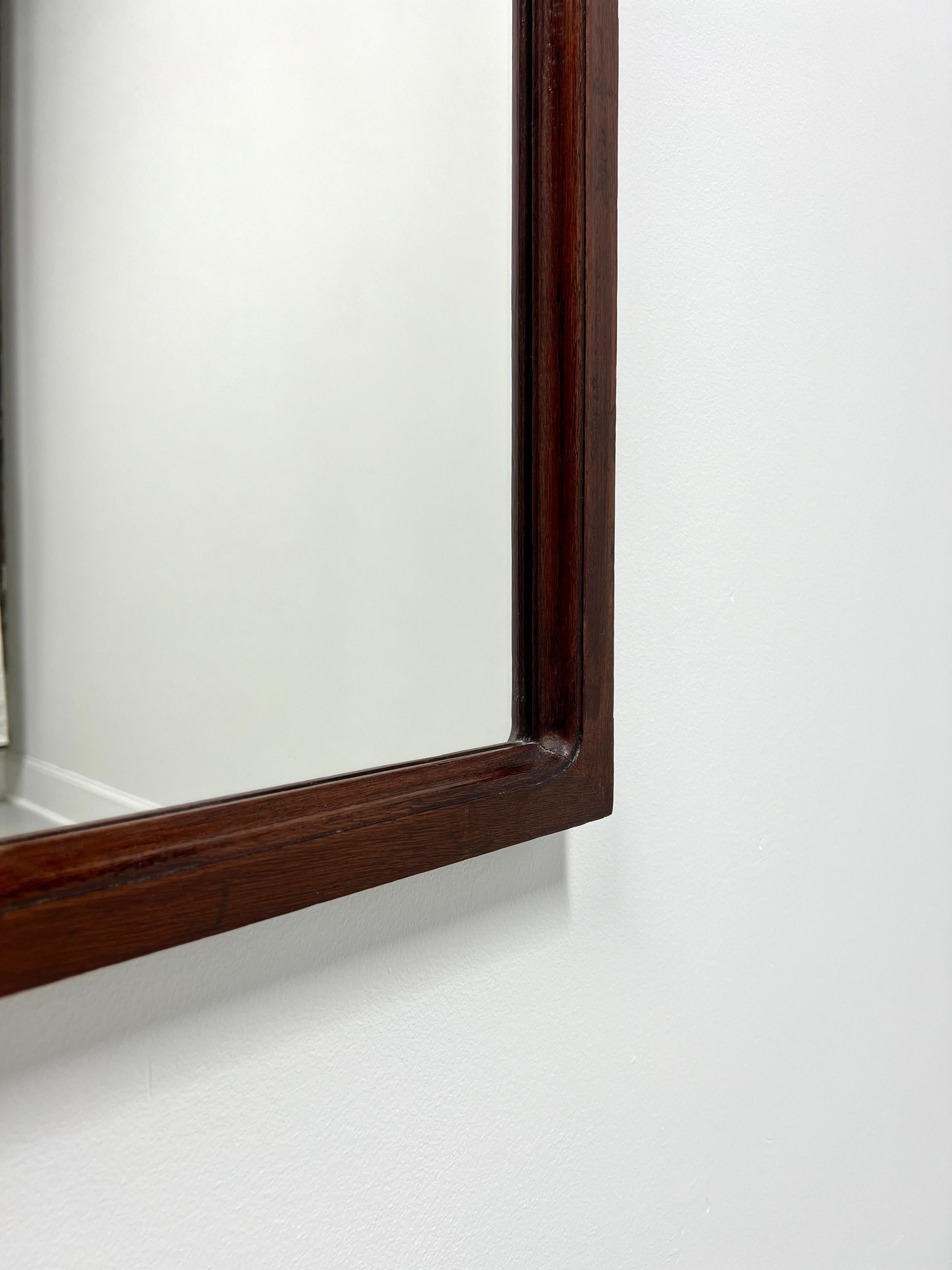 Mid 20th Century Mahogany Traditional Federal Wall Mirror For Sale 2