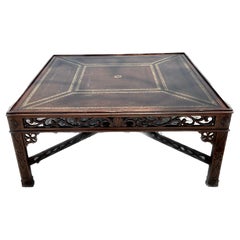 Table basse carrée Chippendale chinoise de Maitland Smith, milieu du 20e siècle