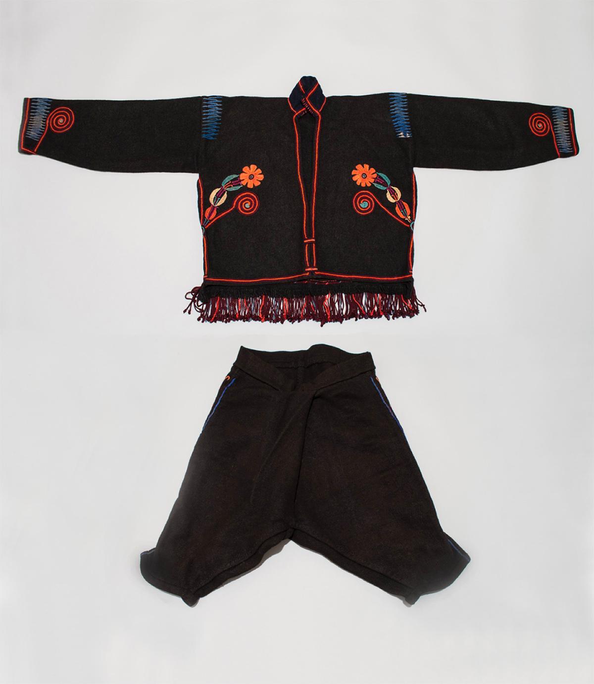 Mid-20th century man's ceremonial (cofradía) outfit, Chichicastenango, Guatemala.

25