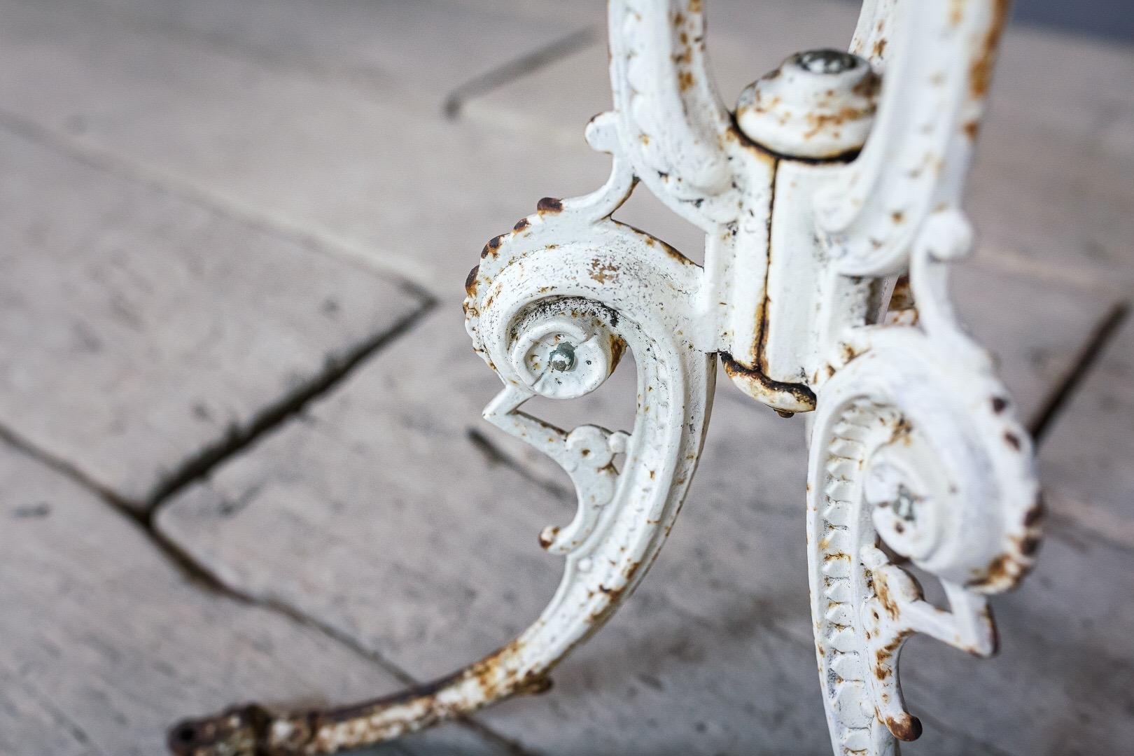 Mid-20th Century Marble and Iron Bistro Table 7