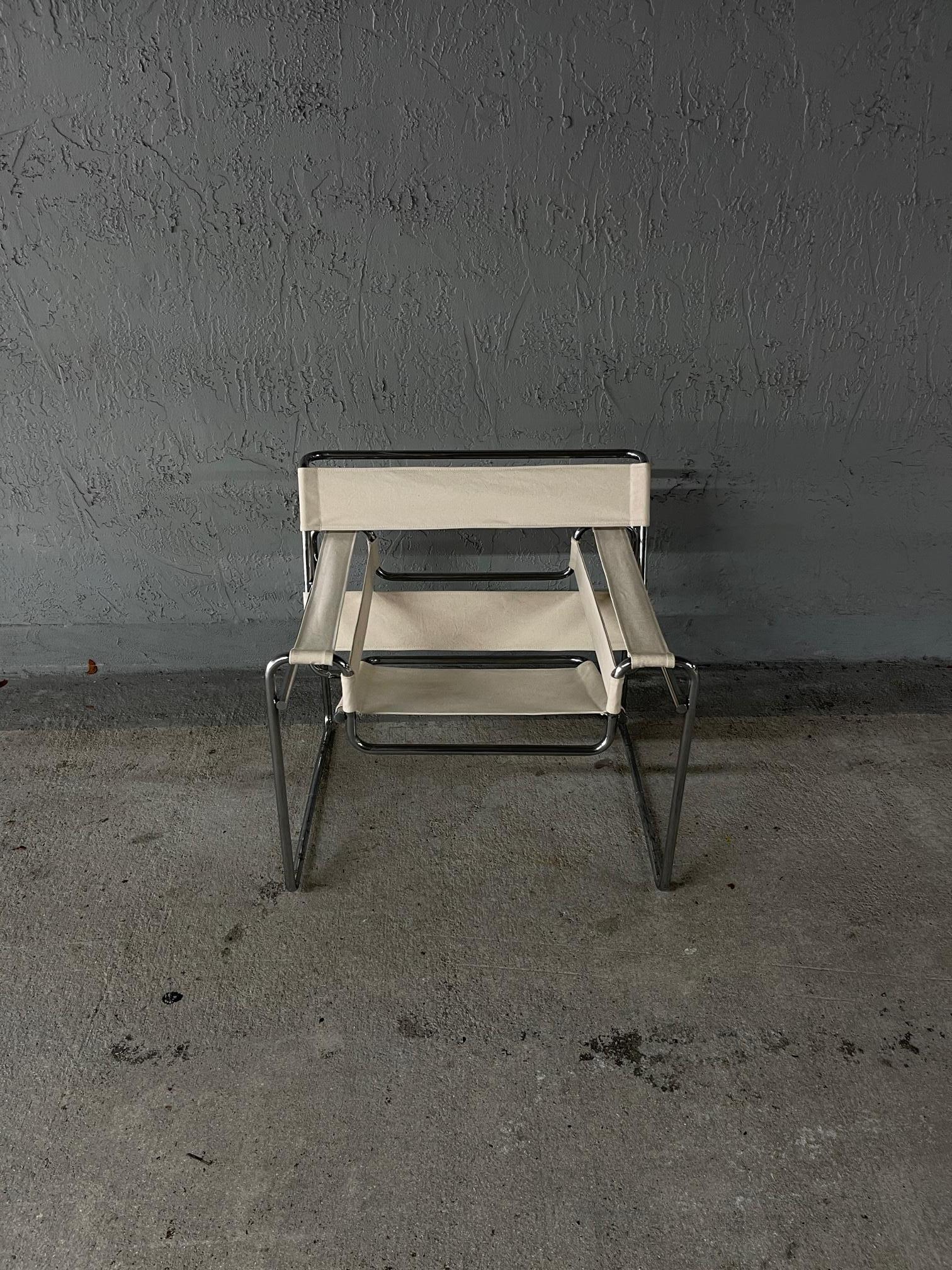 Mid-20th Century Marcel Breuer 'Wassily' Chair for Gavina 3