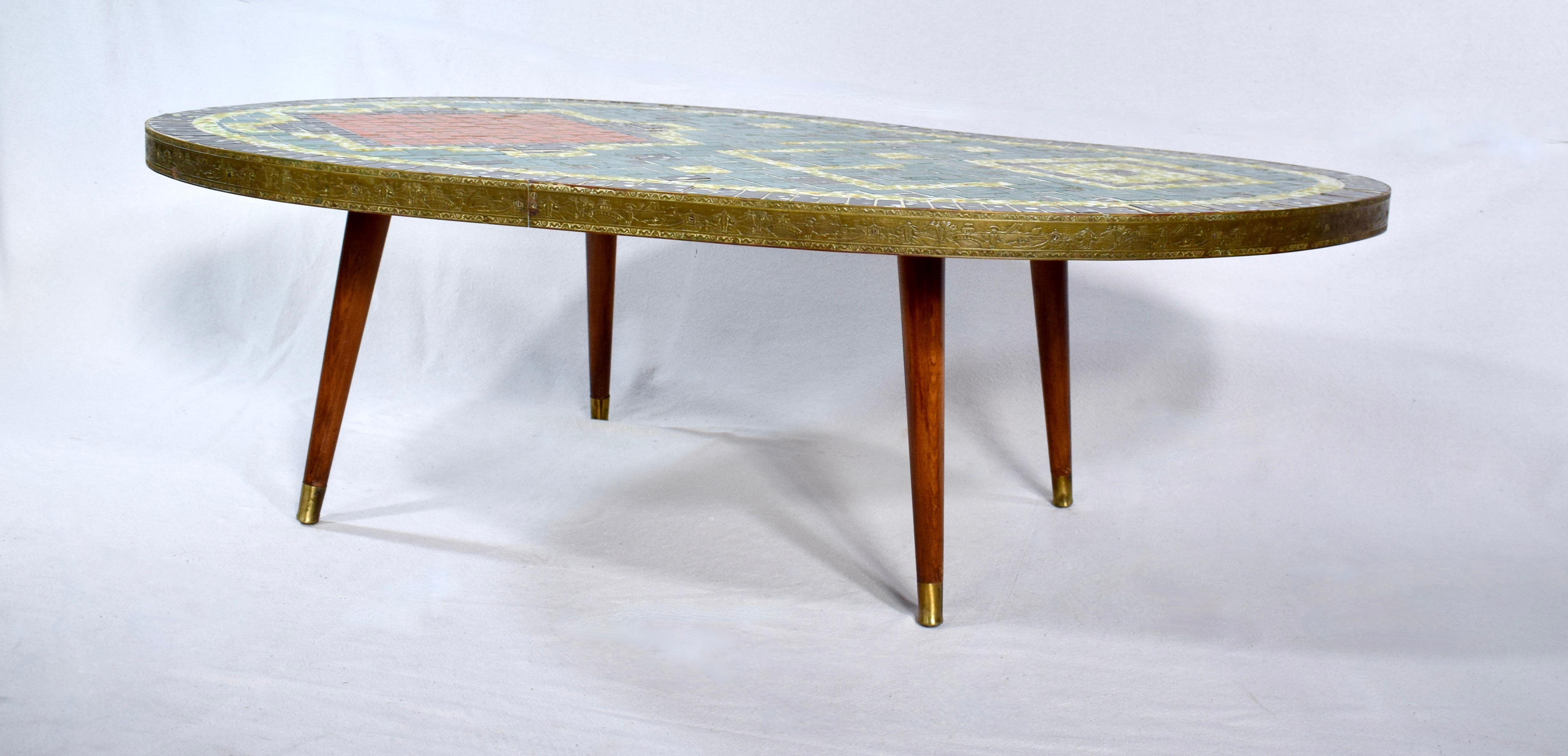 20ième siècle Table Boomerang en mosaïque de style Martz du milieu du 20e siècle en vente