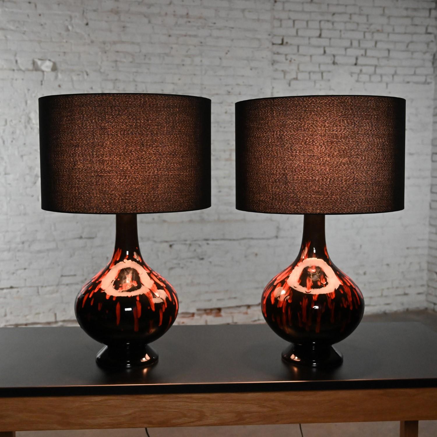Mid-20th Century MCM Ceramic Orange & Black Glossy Drip Glaze Lamps, a Pair For Sale 6