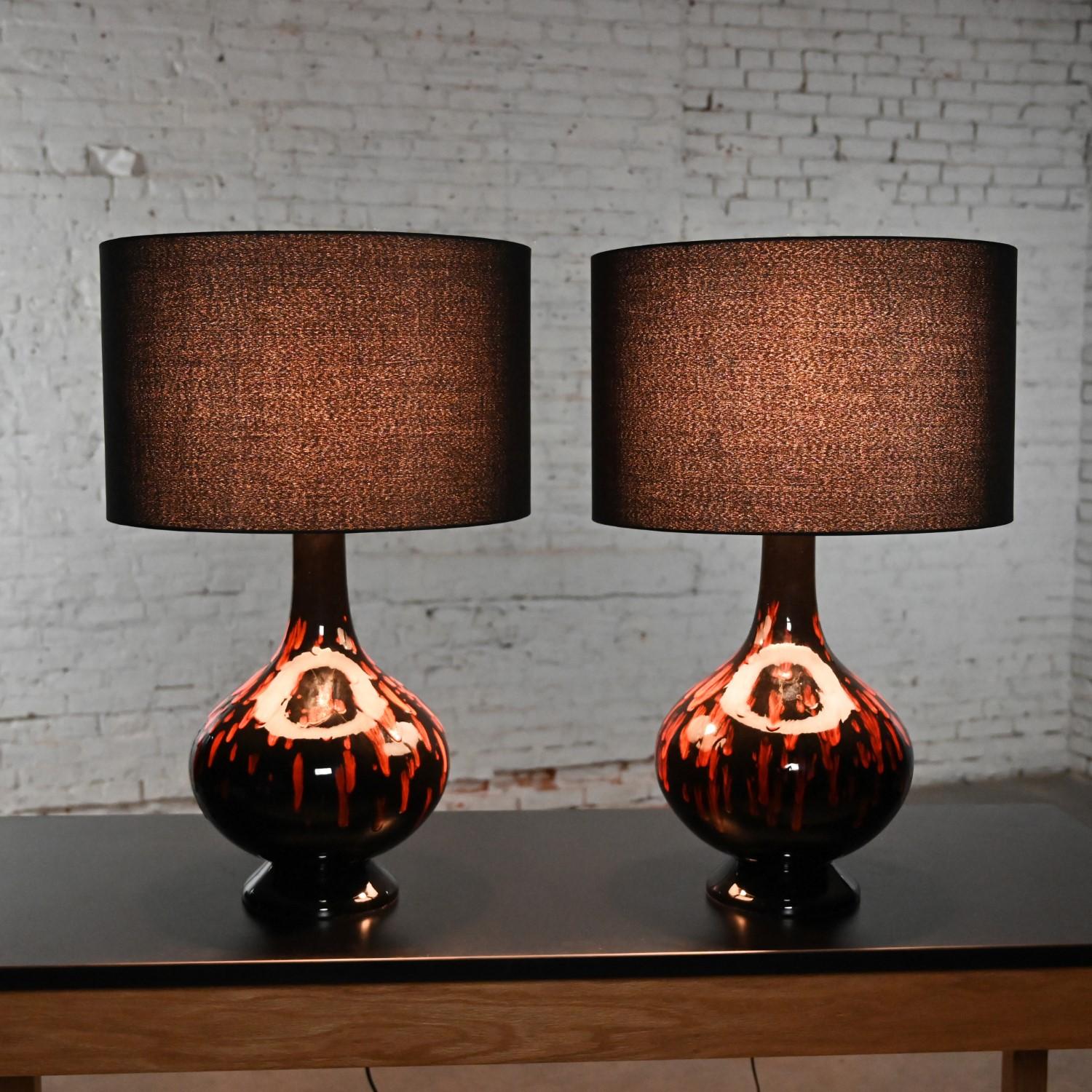 Mid-20th Century MCM Ceramic Orange & Black Glossy Drip Glaze Lamps, a Pair For Sale 7