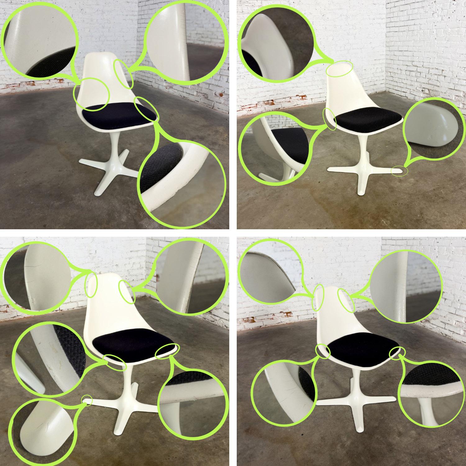 Mid-20th Century MCM Tulip Chairs White Shell & Black Cushions by Burke Set of 4 For Sale 3