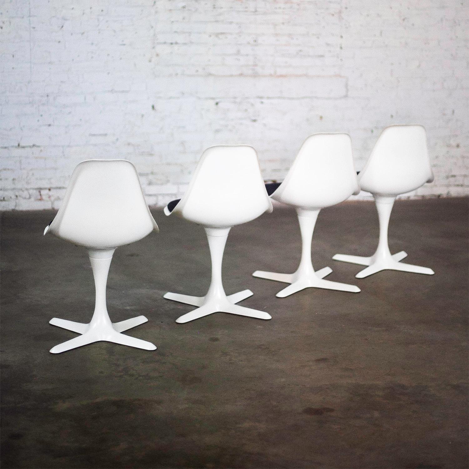 Mid-20th Century MCM Tulip Chairs White Shell & Black Cushions by Burke Set of 4 For Sale 5