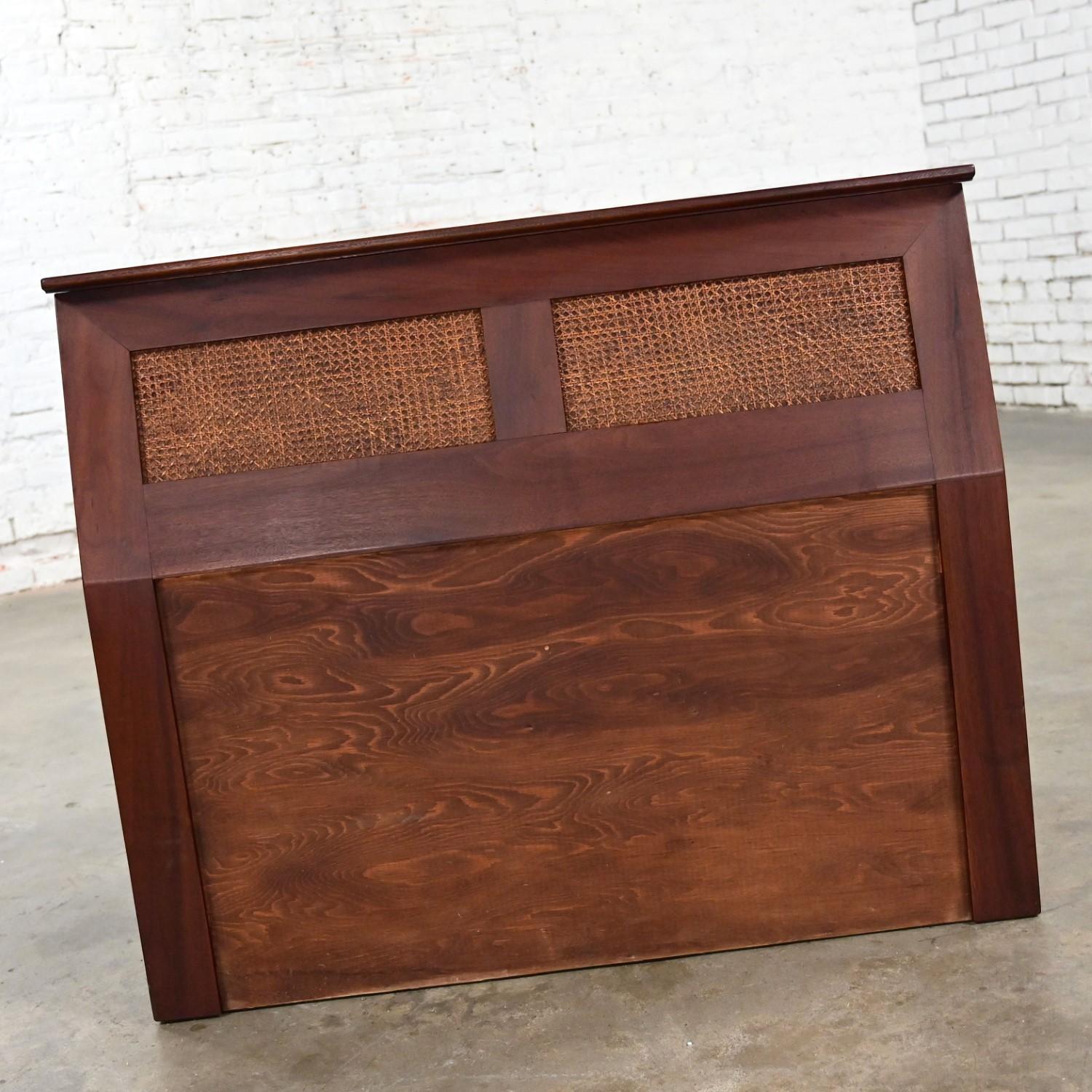 Mid-20th Century MCM Walnut & Cane Flip Top Storage Twin Headboards a Pair For Sale 10