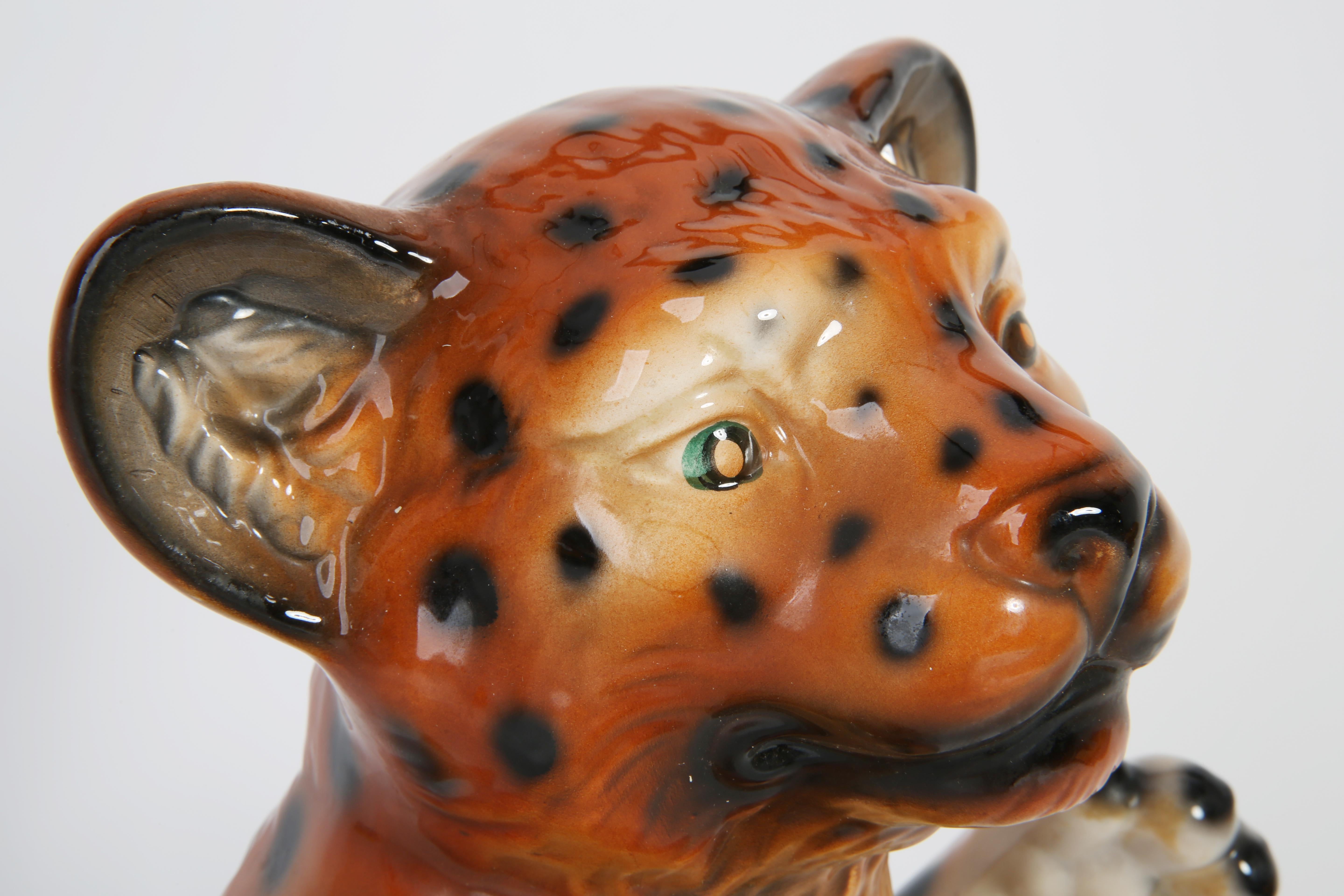 Mid 20th Century Medium Ceramic Leopard Decorative Sculpture, Italy, 1960s For Sale 8