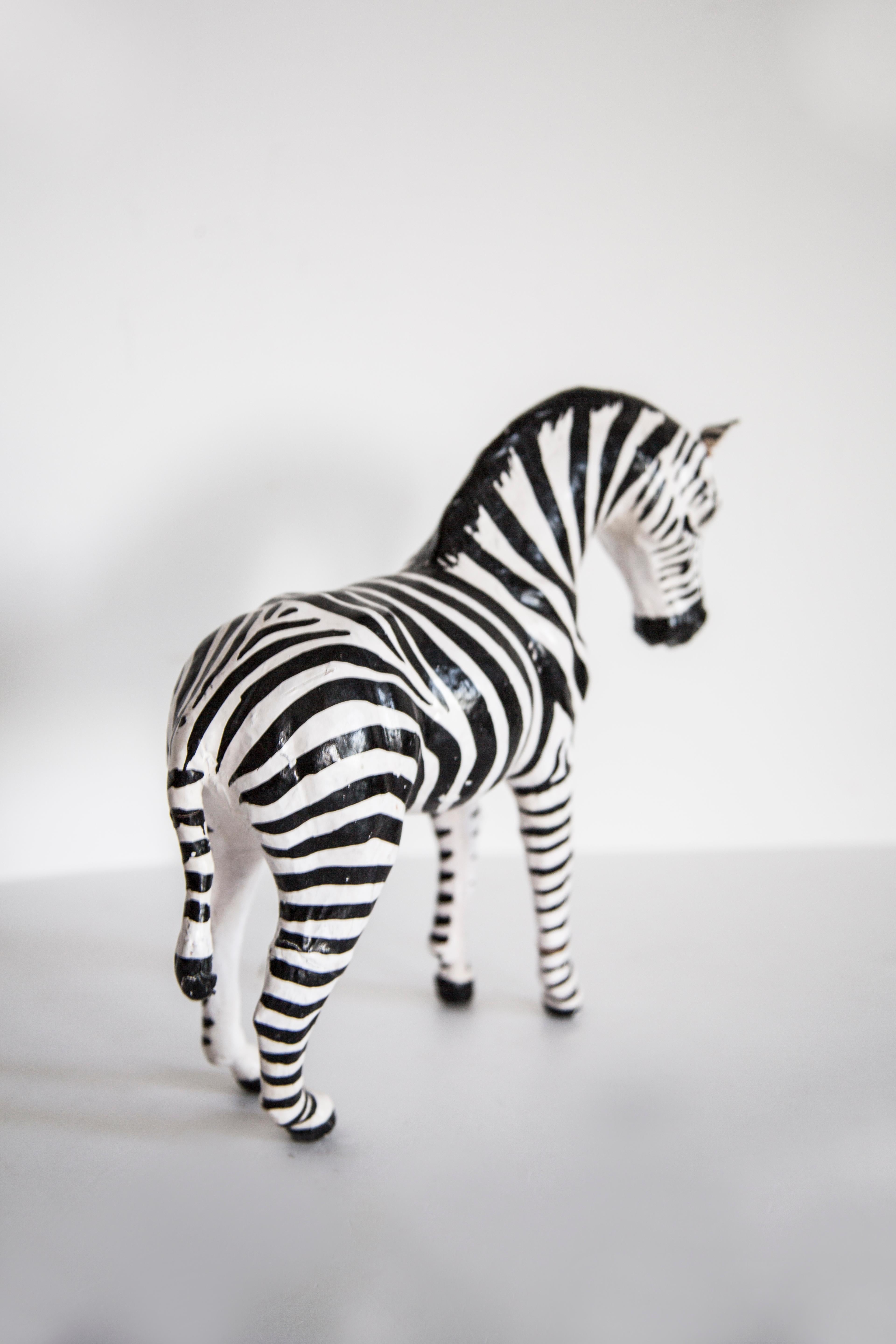 Mid-20th Century Medium Zebra Gypsum Sculpture, France, 1960s For Sale 5