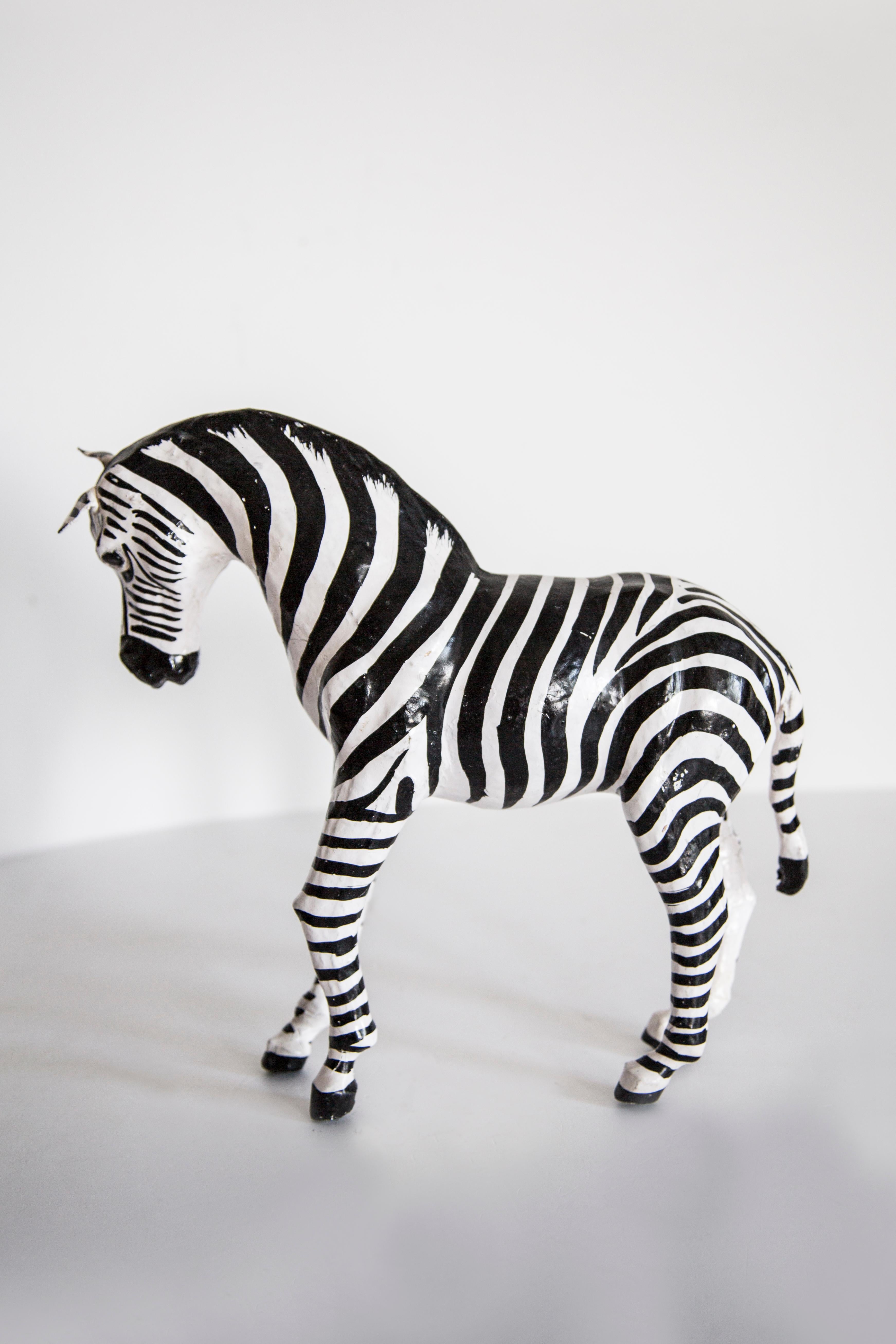 Mid-20th Century Medium Zebra Gypsum Sculpture, France, 1960s For Sale 8