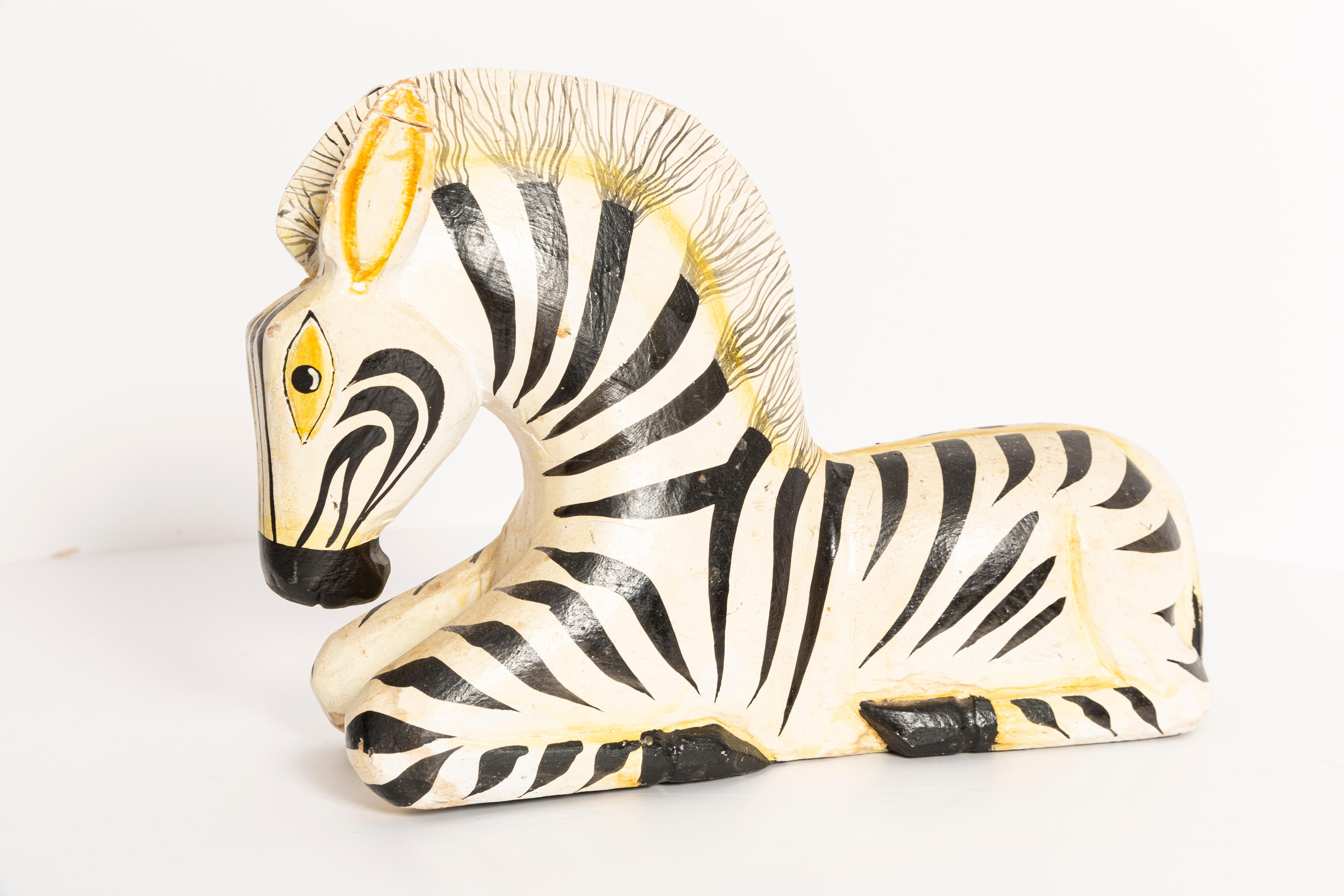 Mid-20th Century Medium Zebra Gypsum Sculpture, France, 1960s 1