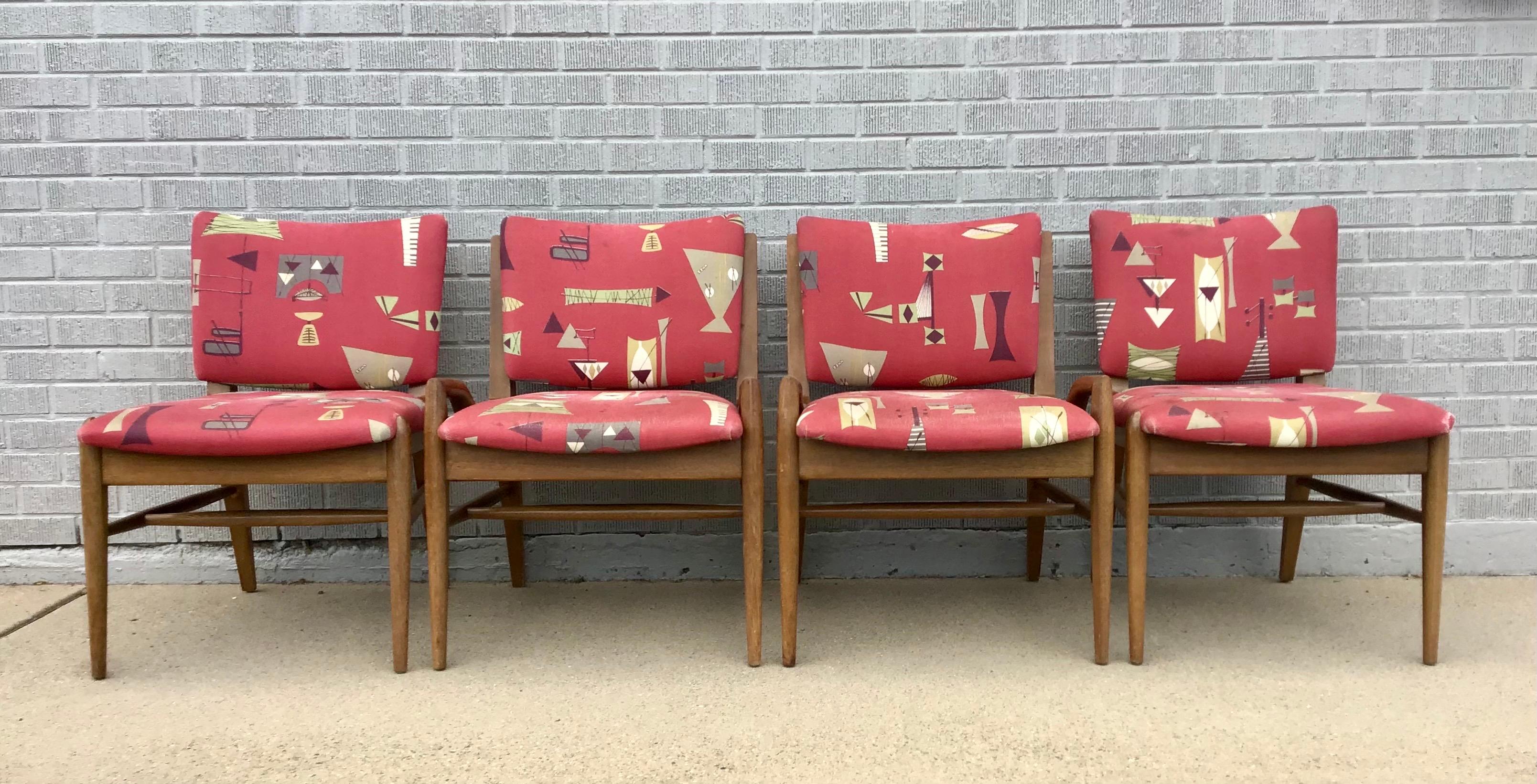 Mid-Century Modern Mid 20th Century Mid Century Dining Chairs by John Keal, Set of 4 en vente