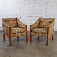 Mid-20th Century Mid Century Modern Pair Chairs Oak Frames and Floral Fabric