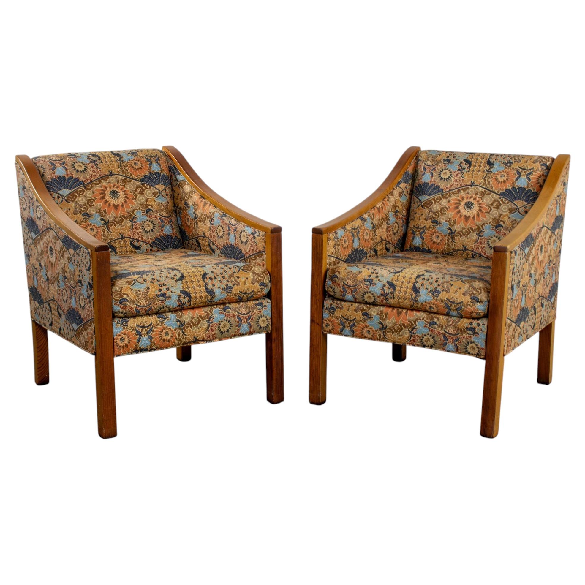 Mid-20th Century Mid Century Modern Pair Chairs Oak Frames and Floral Fabric For Sale