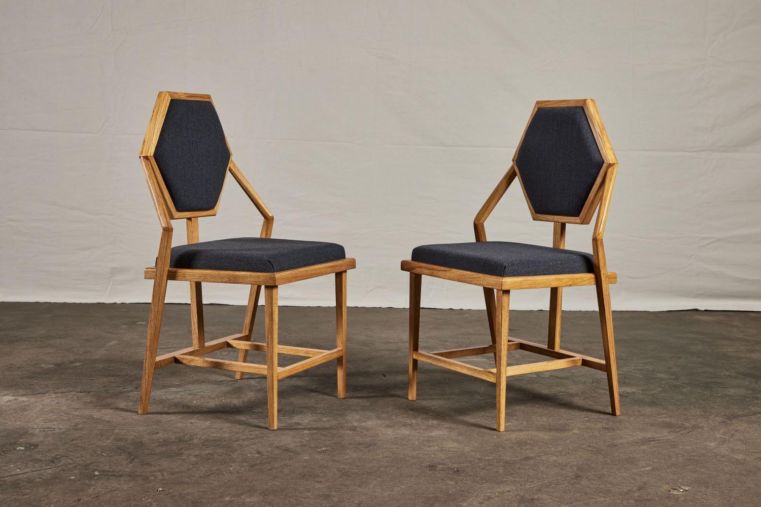 Pair Mid 20th Century Mid Geometric Oak Chairs In Good Condition In Pasadena, CA