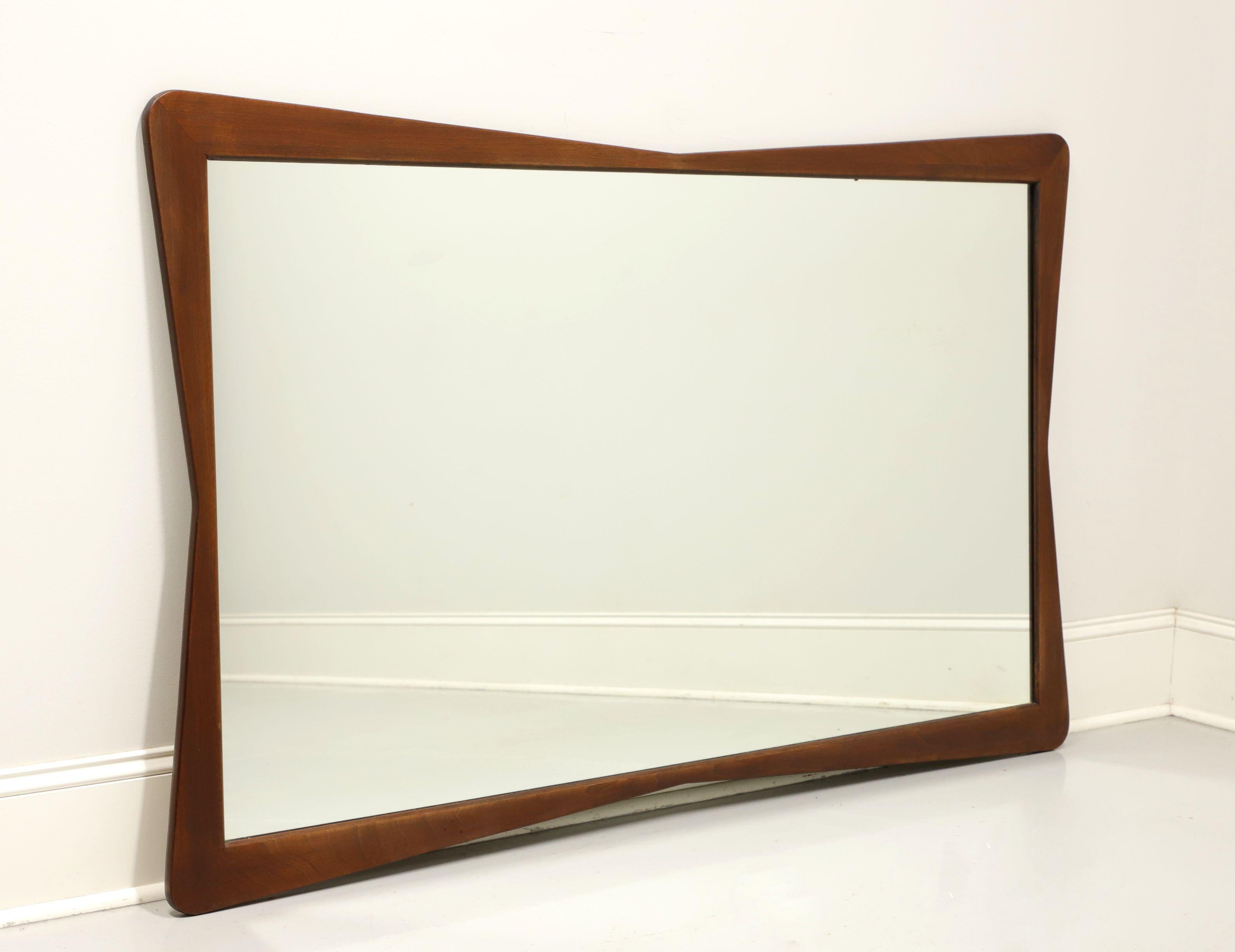 Mid 20th Century Modern Atomic Walnut Dresser / Wall Mirror 2