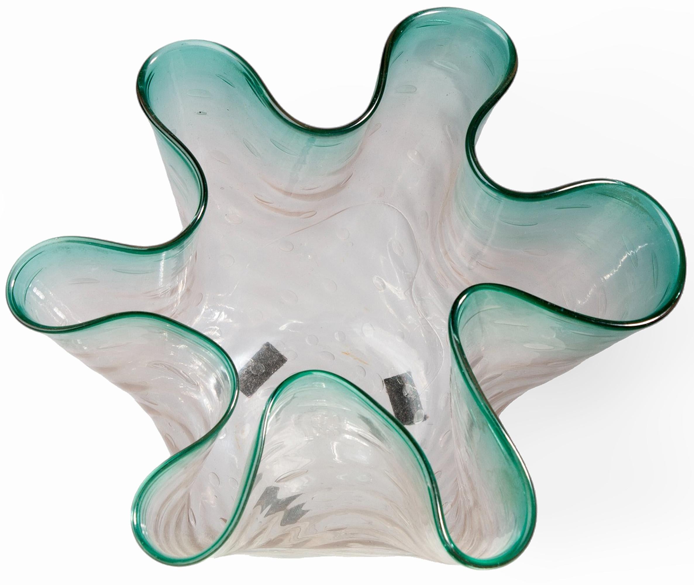 Vase Fazzoletto en verre de Murano bleuâtre moderne du milieu du 20e siècle avec plis, Italie en vente 1