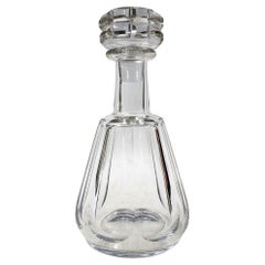 Decantador de cristal tallado/vidrio moderno de Baccarat de mediados del siglo XX con tapón, Francia