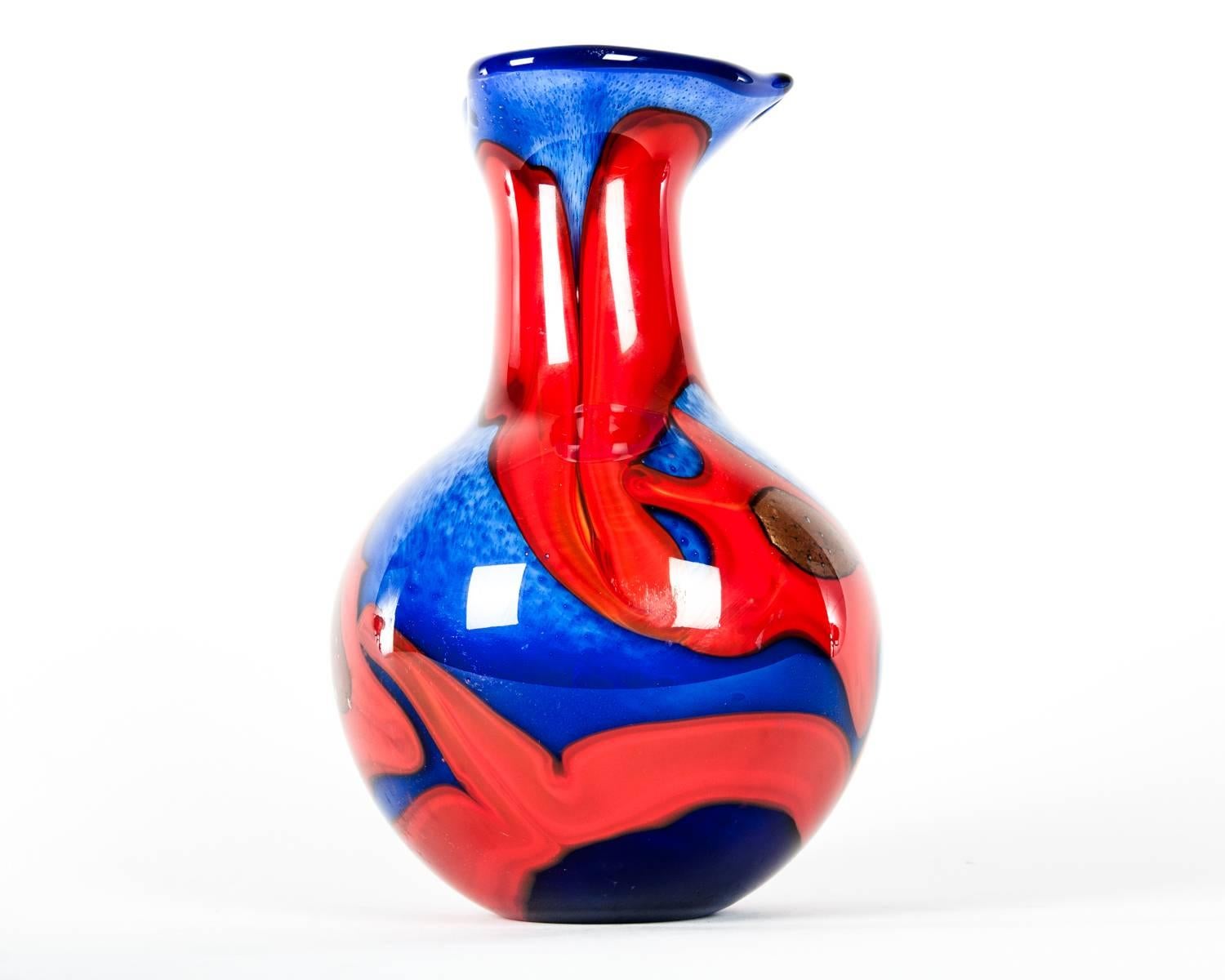 Moderne dekorative Vase aus der Mitte des 20. Jahrhunderts / Stück (Nordamerikanisch) im Angebot