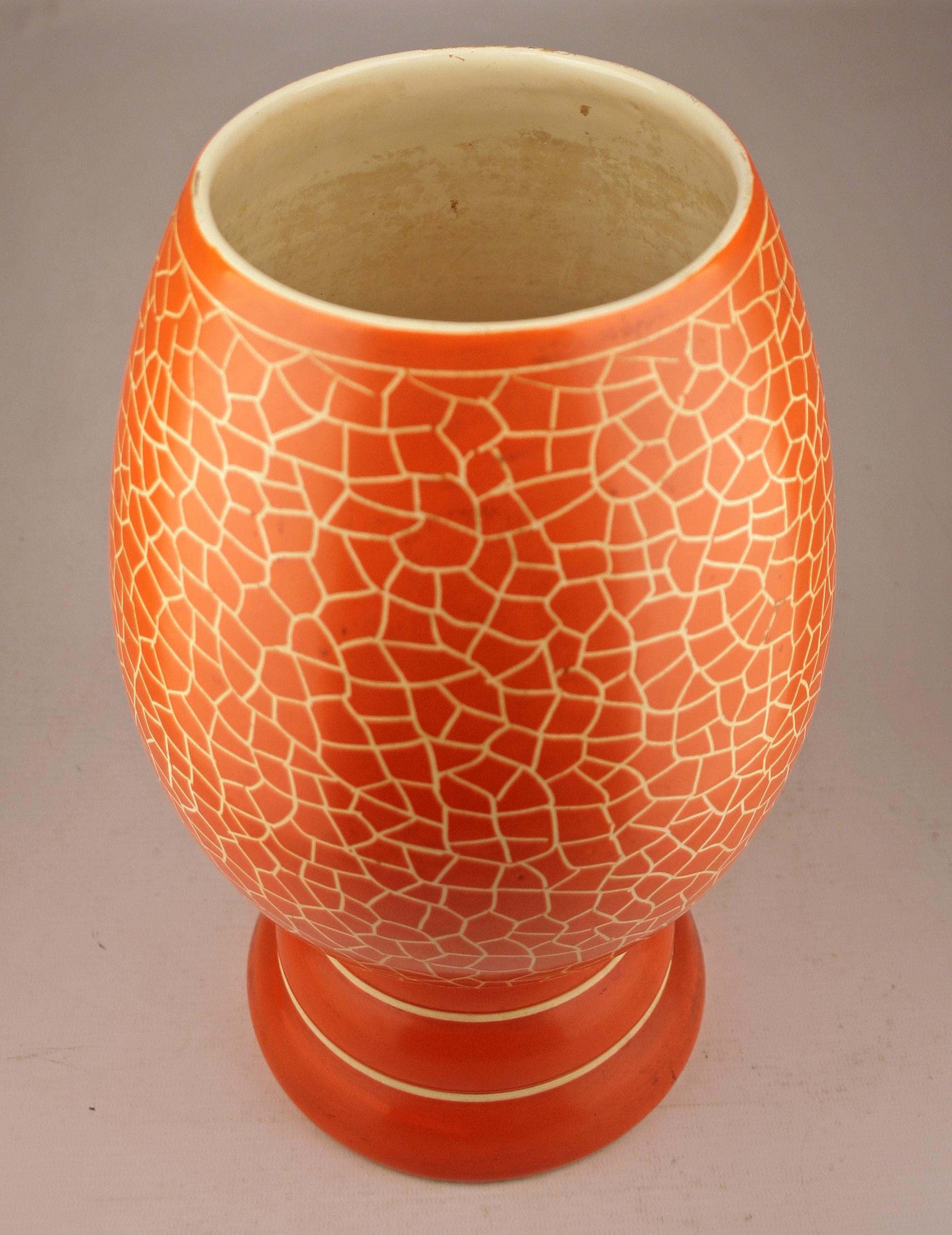Mid-20th Century Modern Deruta-Like Italian Orange Glazed Ceramic Painted Vase For Sale 1
