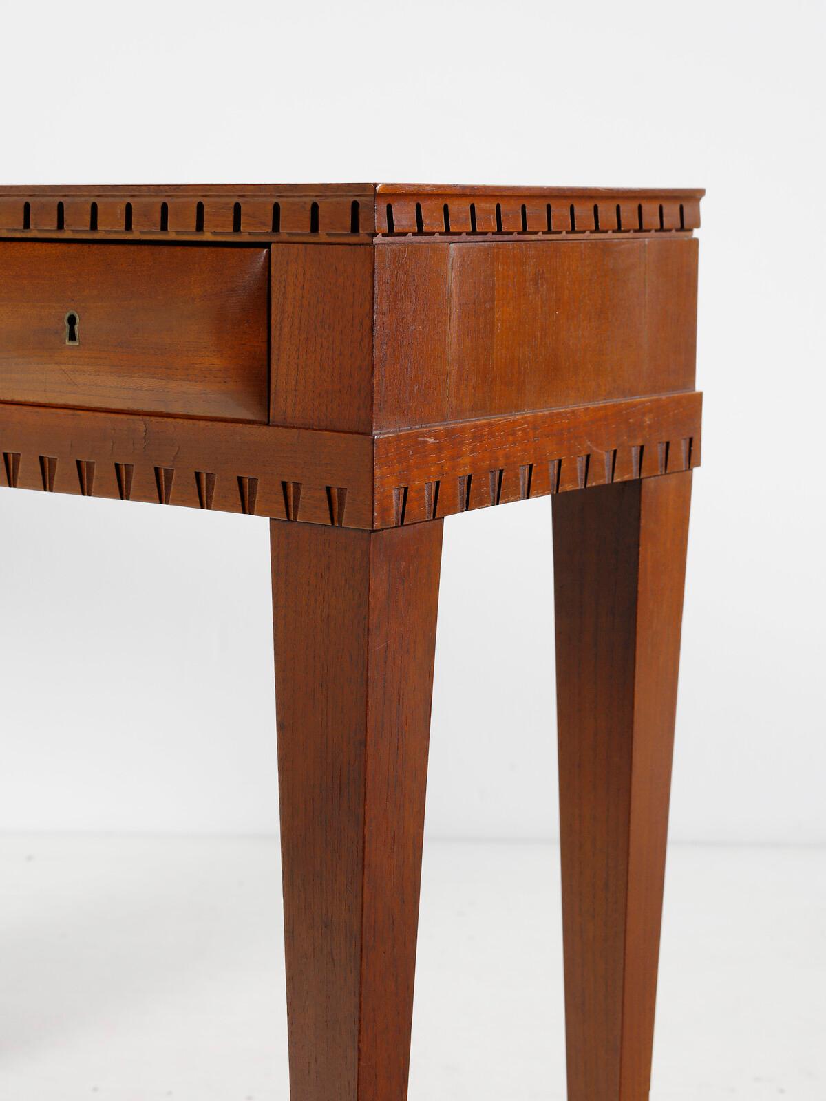 Mid-20th Century Modern Five drawers console by Mario Quarti, Italy 1940s In Good Condition For Sale In London, GB