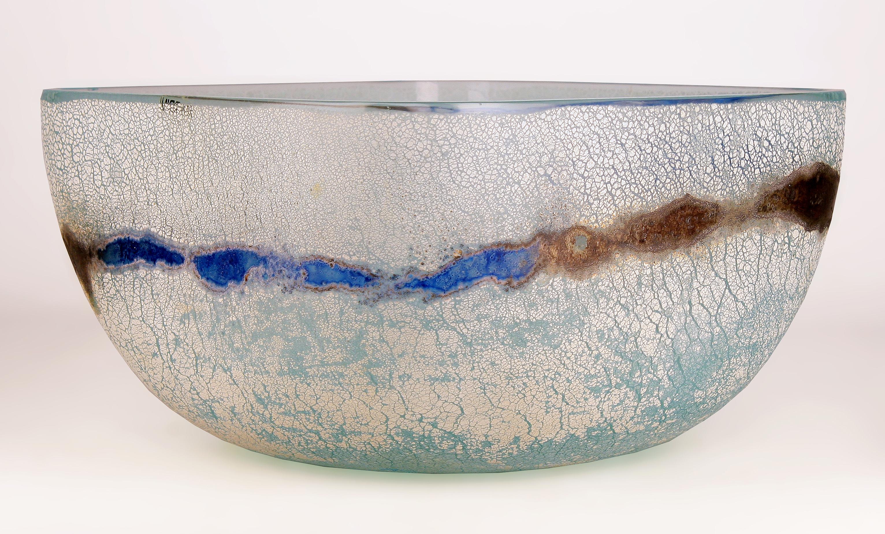 Unglazed Mid-20th Century Modern Italian Frosted Murano Glass Scavo Bowl by A. Barbini For Sale