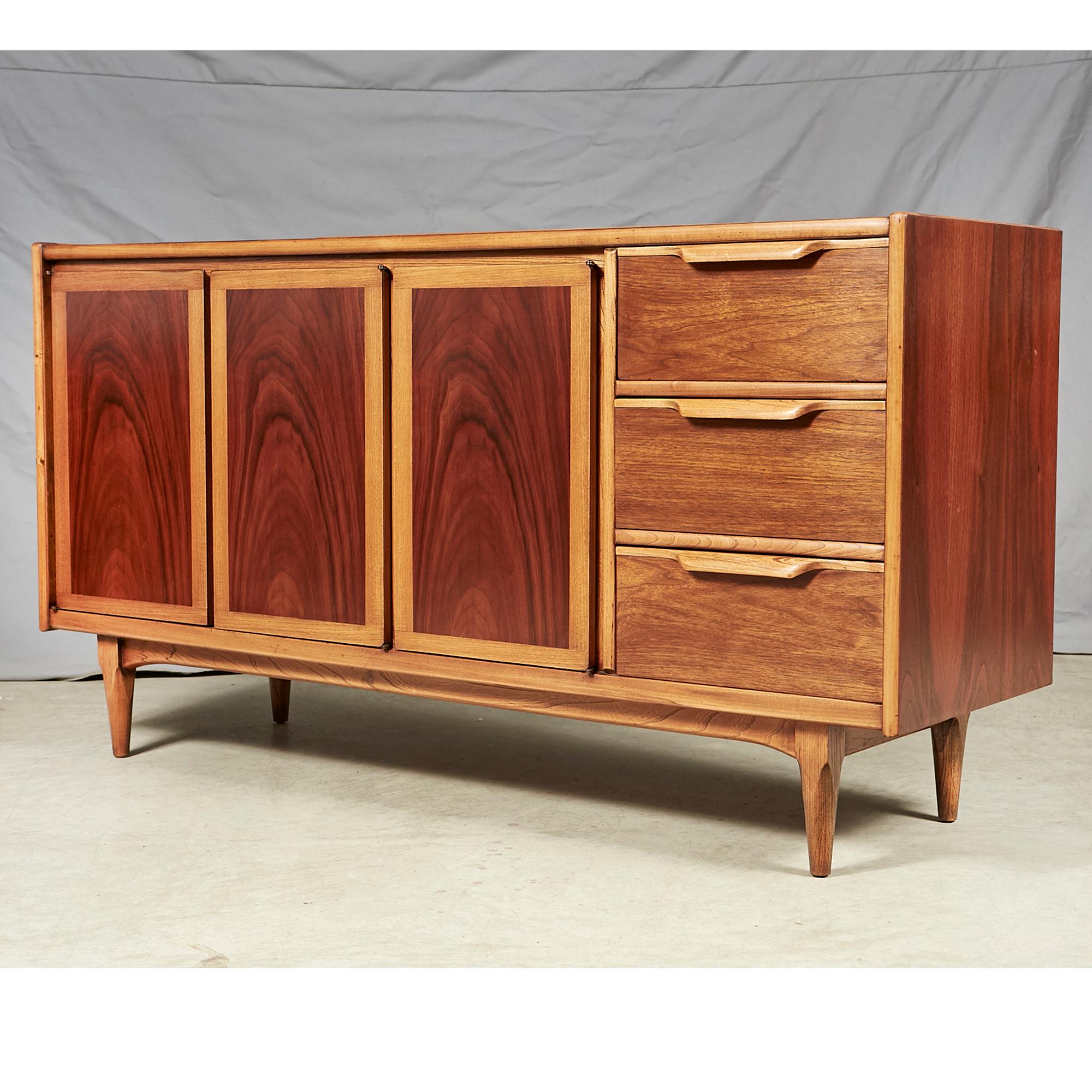 Mid-Century Modern Mid-20th Century Modern Lane Furniture Walnut Credenza For Sale